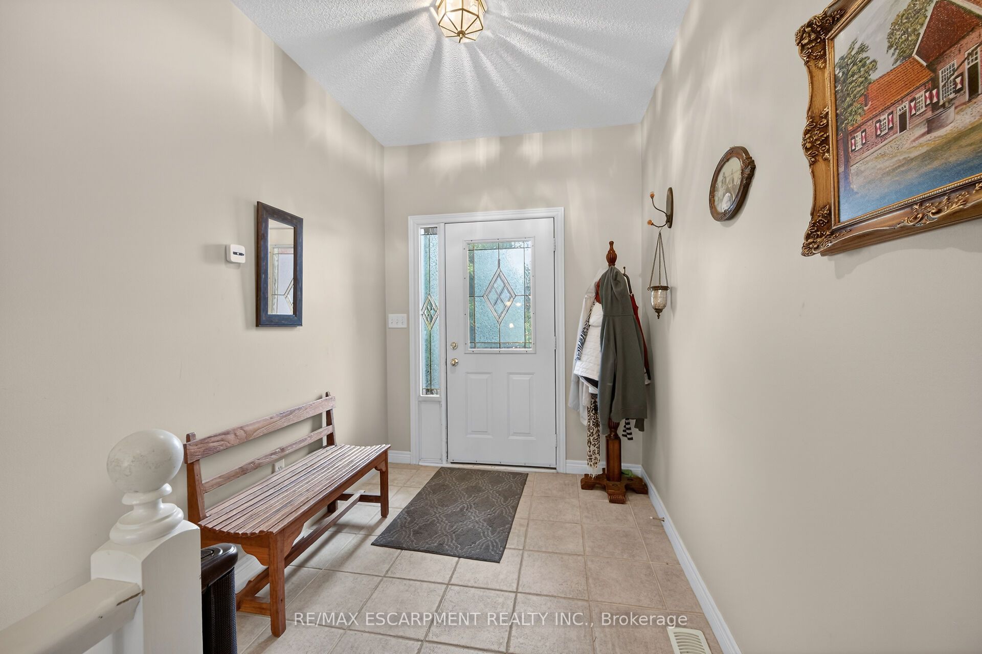 59 Riveroaks Drive Property Photo 4