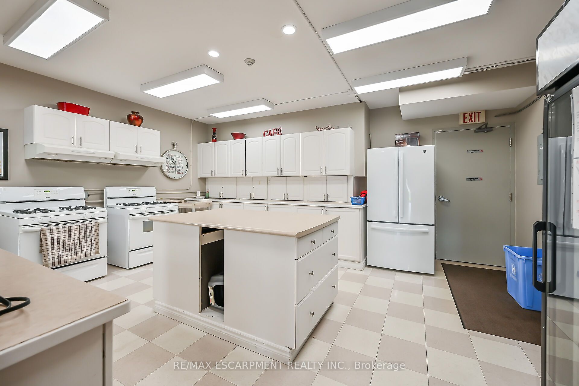 59 Riveroaks Drive Property Photo 34