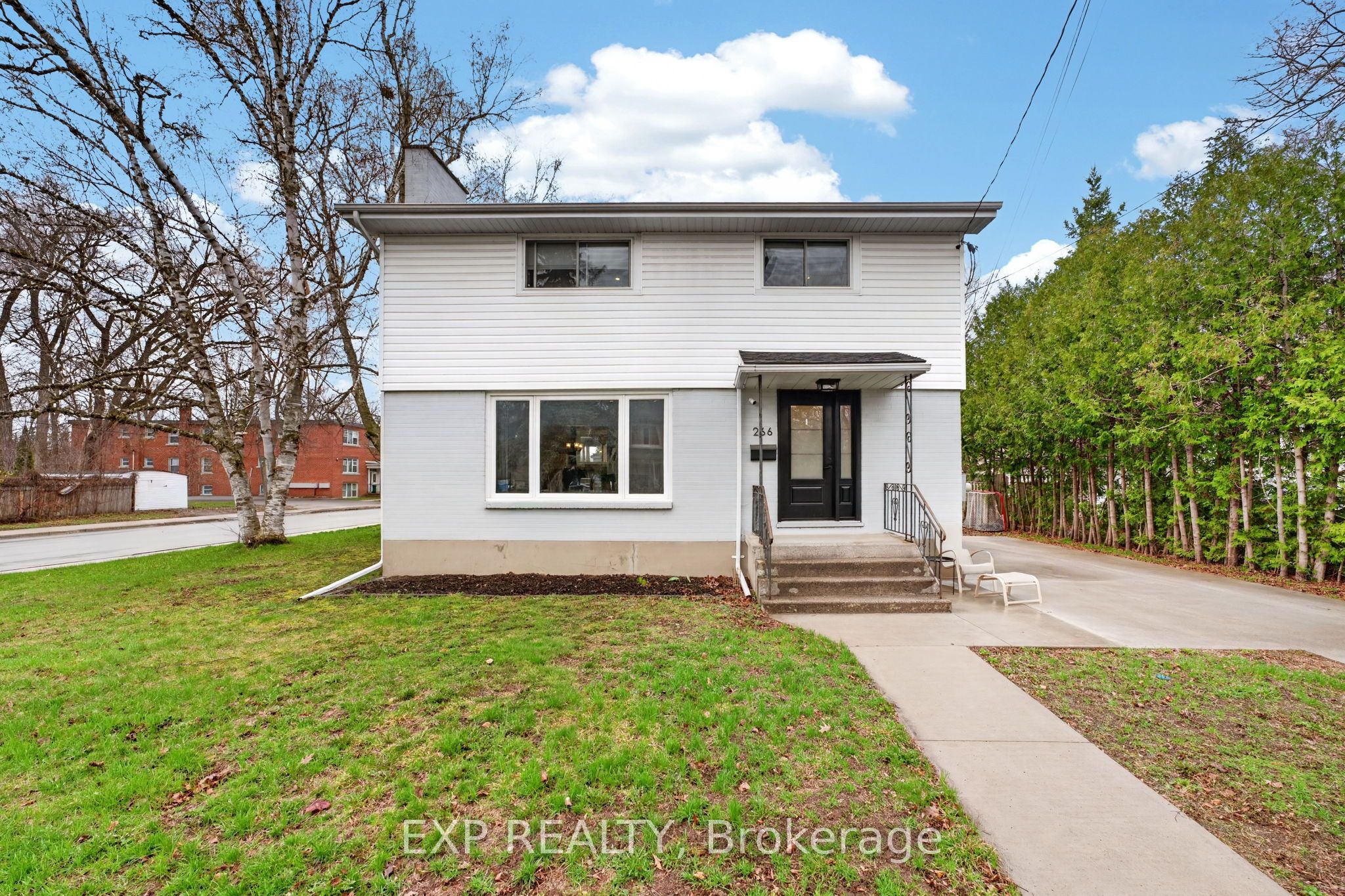 266 Bleecker Avenue Property Photo 1