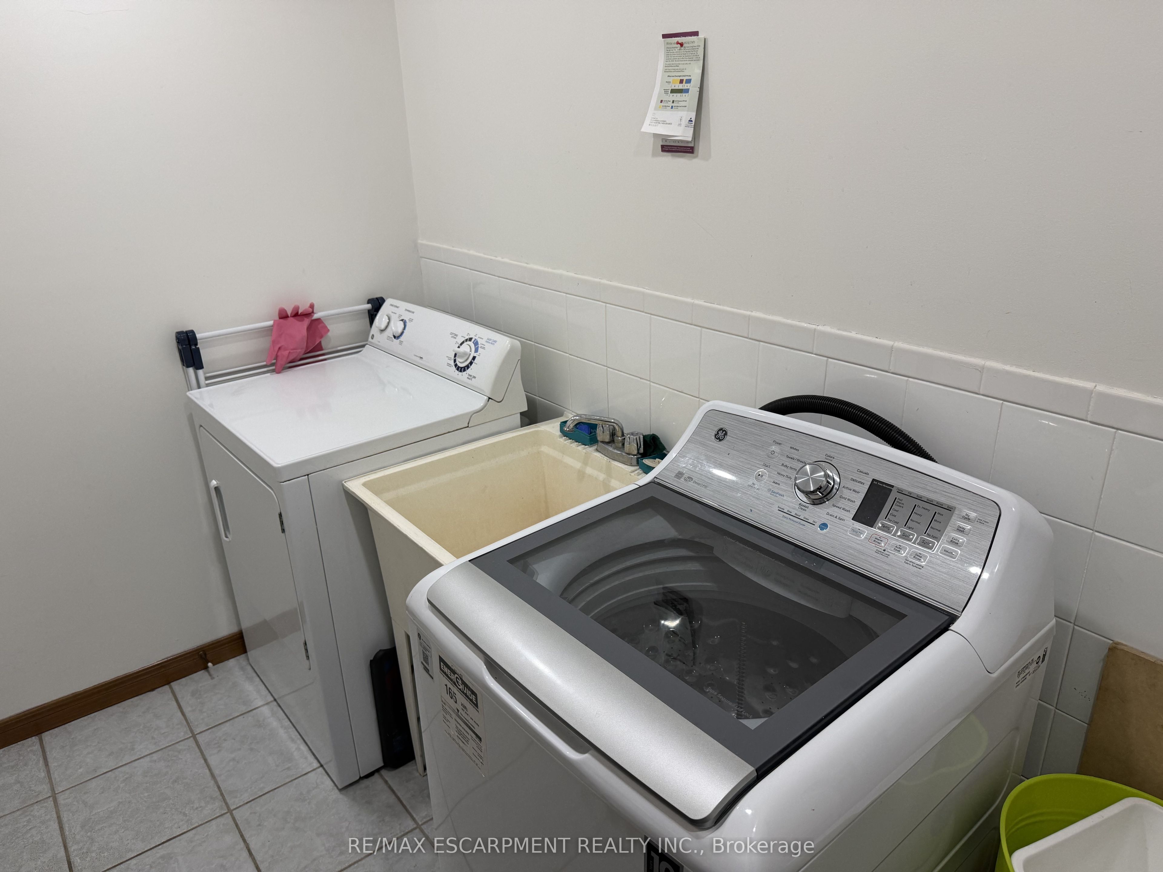 2 Pineridge Drive Property Photo 13