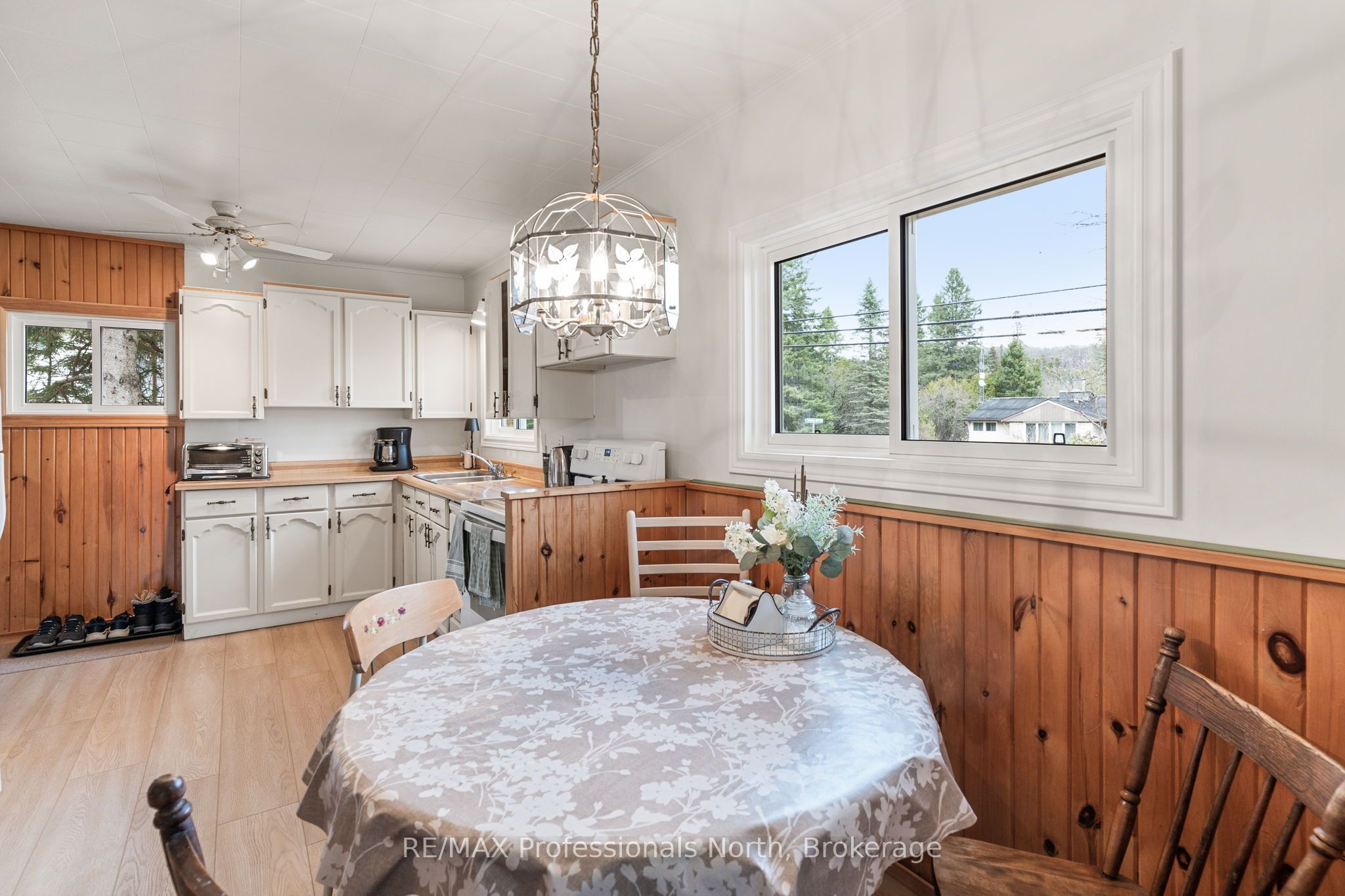 2195 Loop Road Property Photo 16