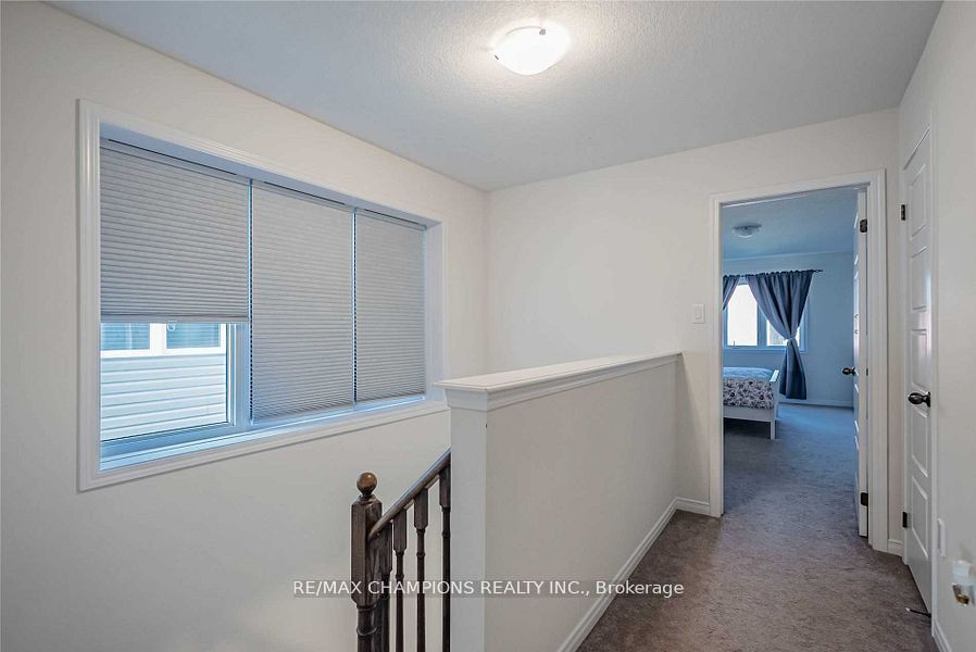 7732 White Pine Crescent Property Photo 11