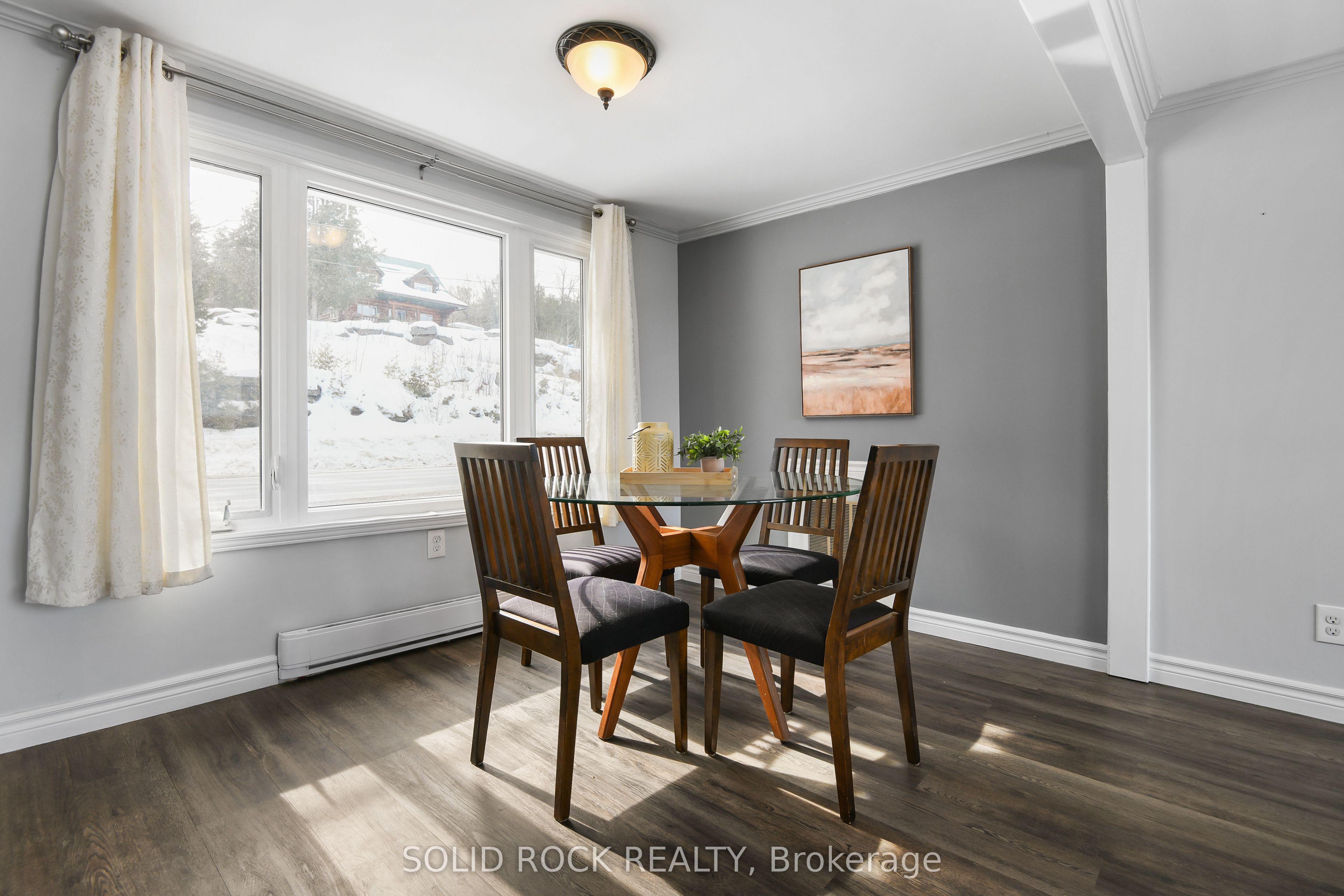 2496 River Road Property Photo 14