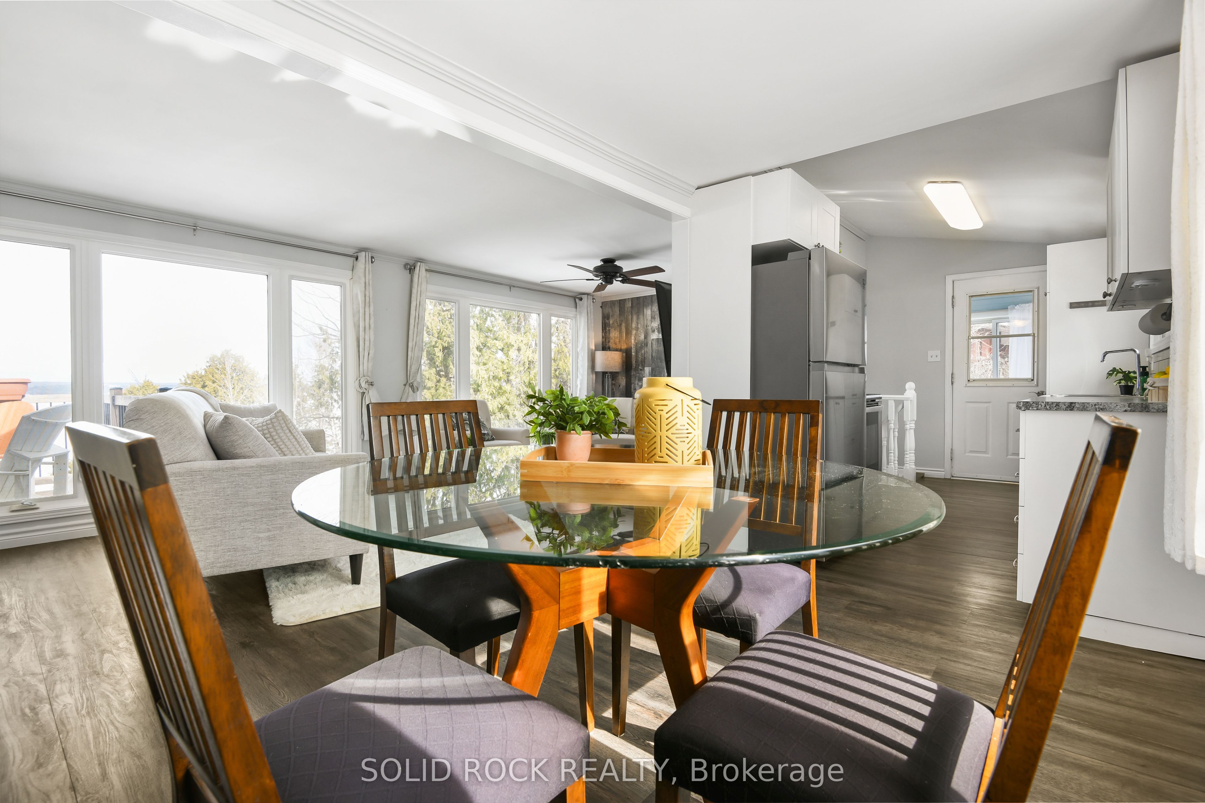 2496 River Road Property Photo 16