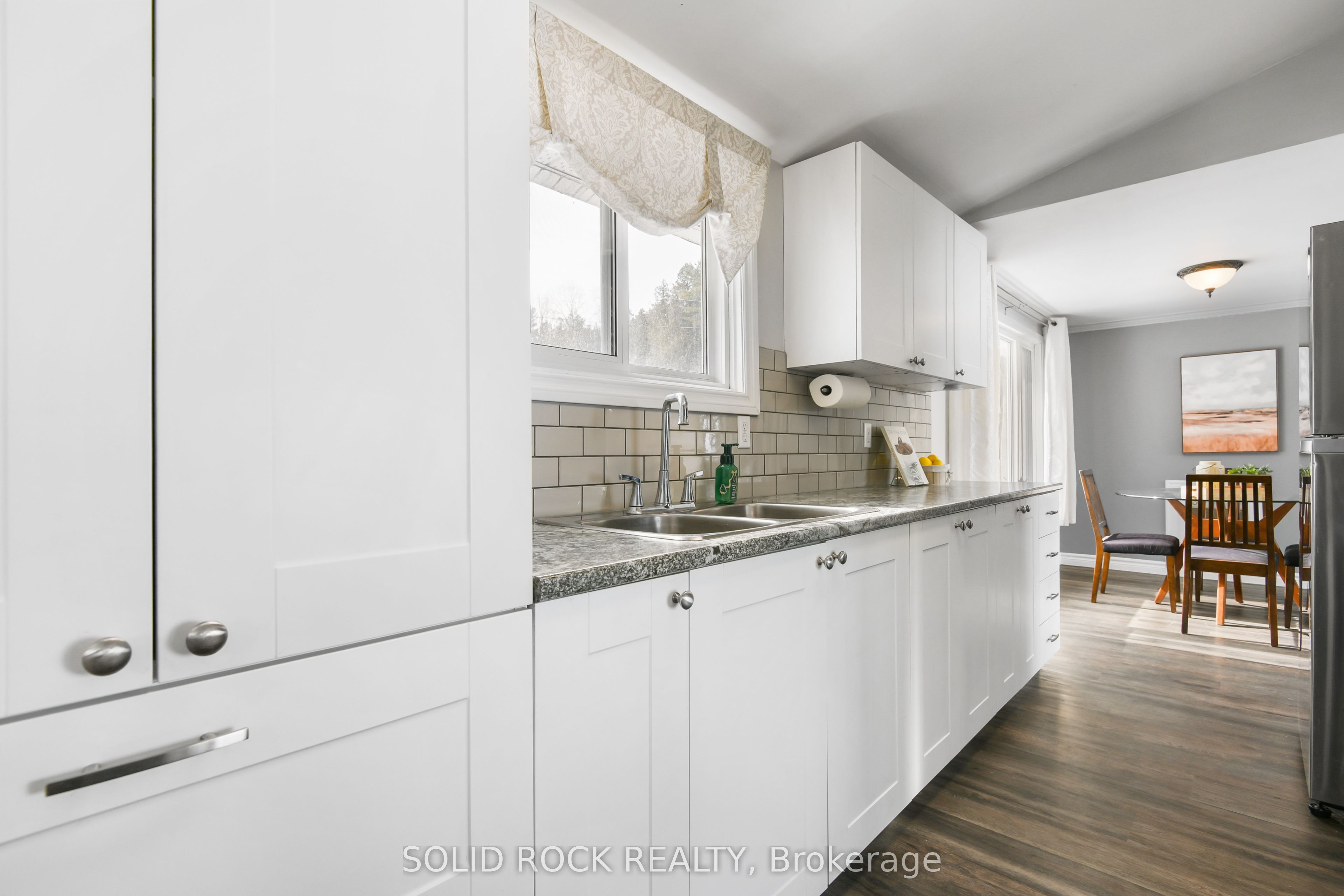 2496 River Road Property Photo 19