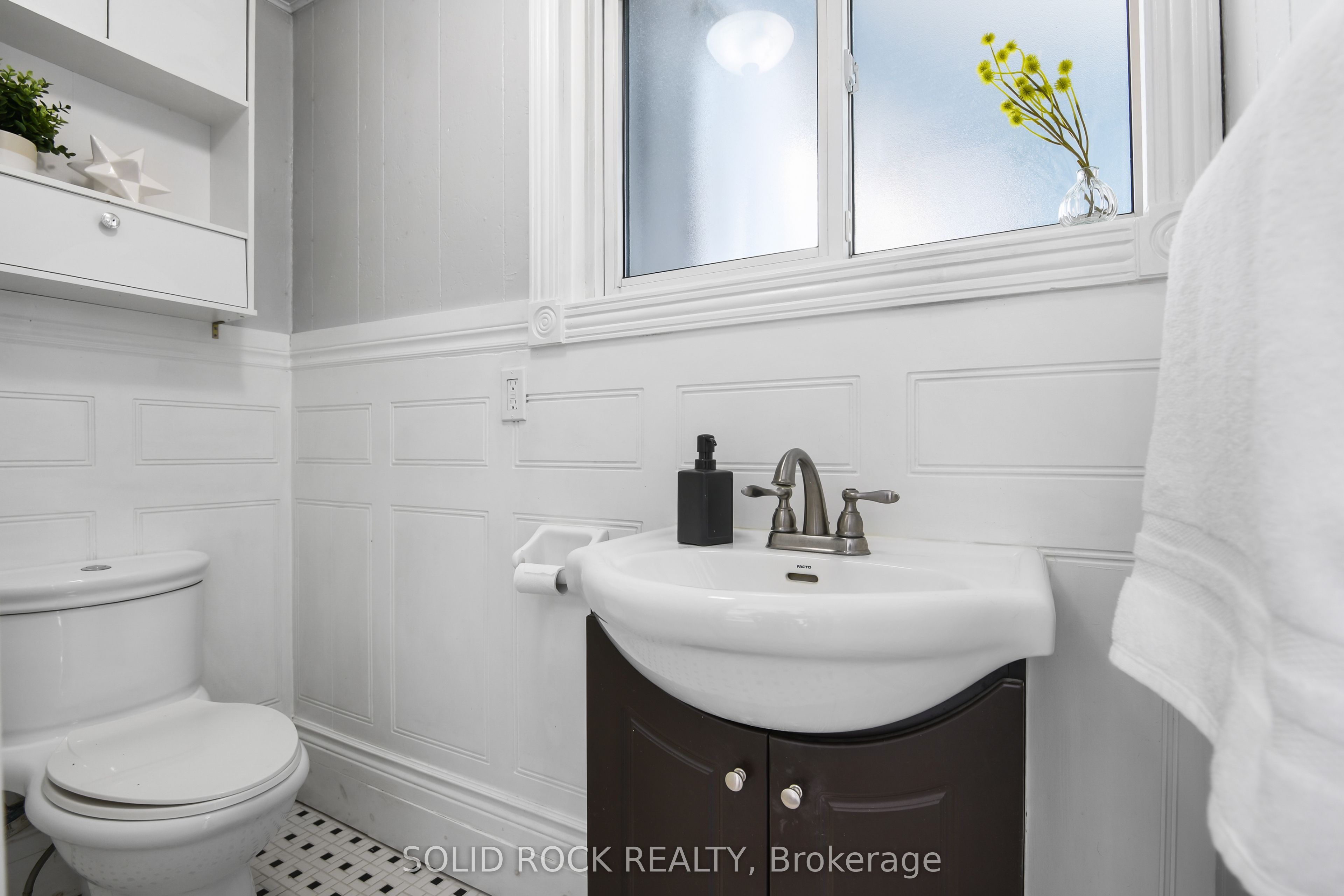 2496 River Road Property Photo 22
