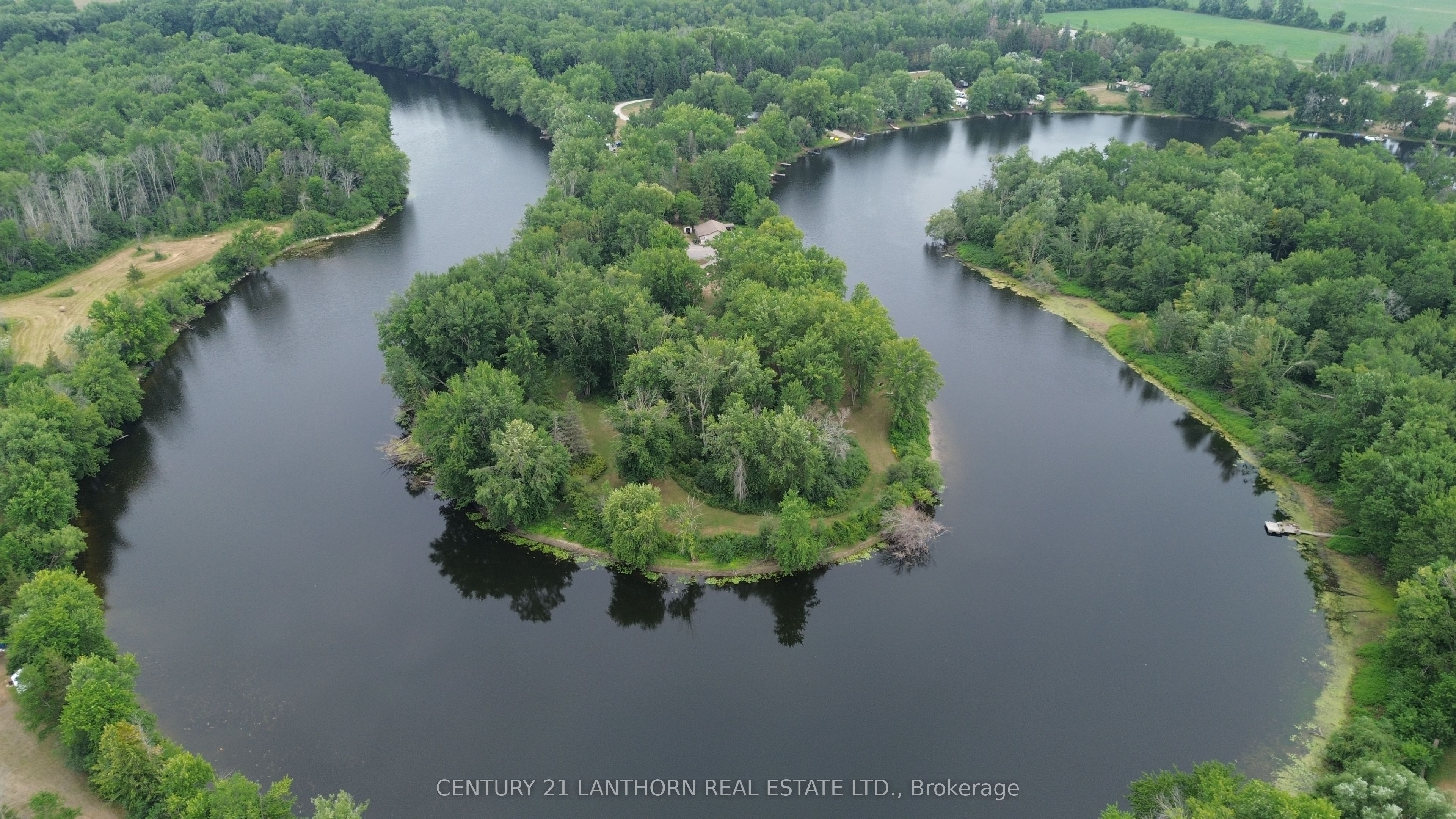 133 Carleton Cove Property Photo 2