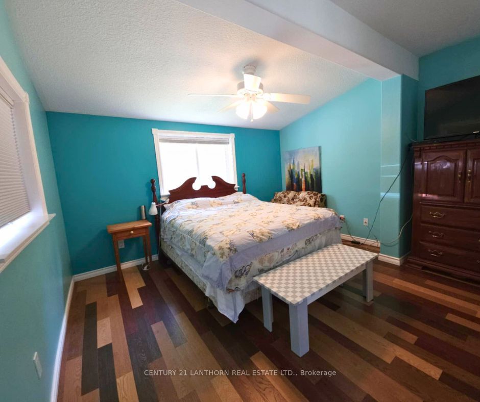 133 Carleton Cove Property Photo 11