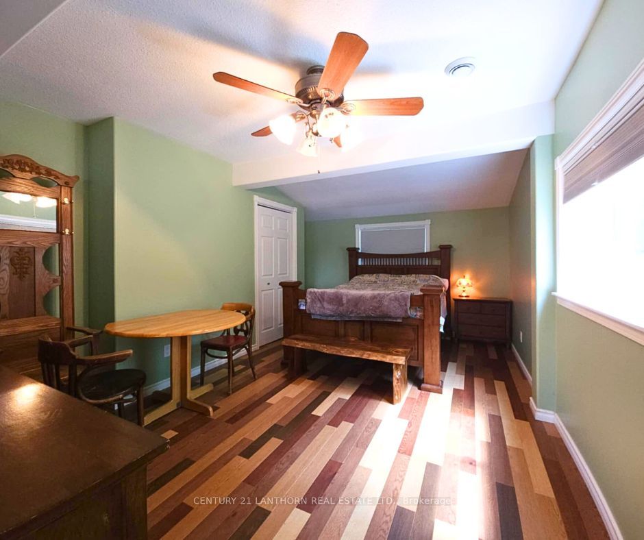 133 Carleton Cove Property Photo 13