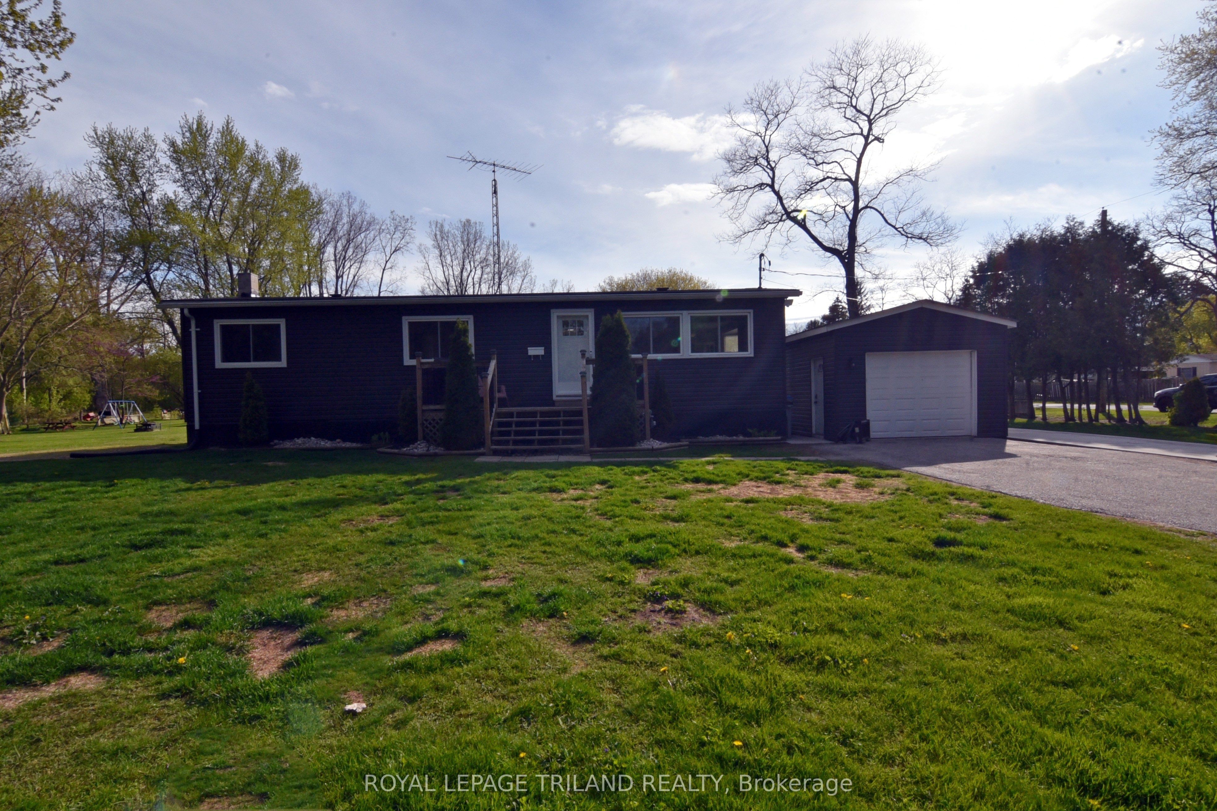 9967 Eric Street Property Photo 1