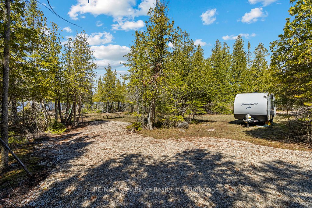 916 Dorcas Bay Road Property Photo 12