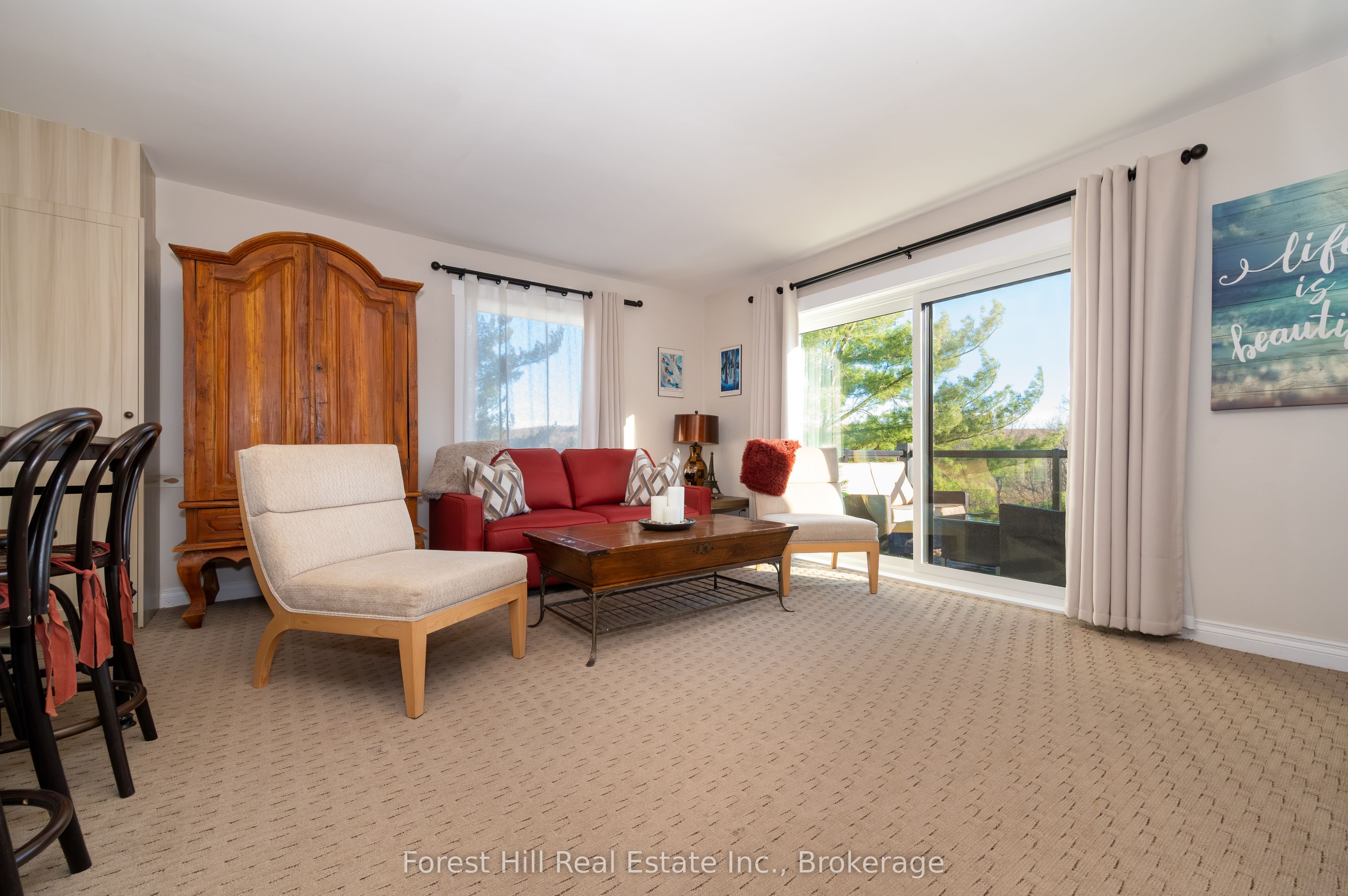 1235 Deerhurst Drive 54-303 Property Photo 6