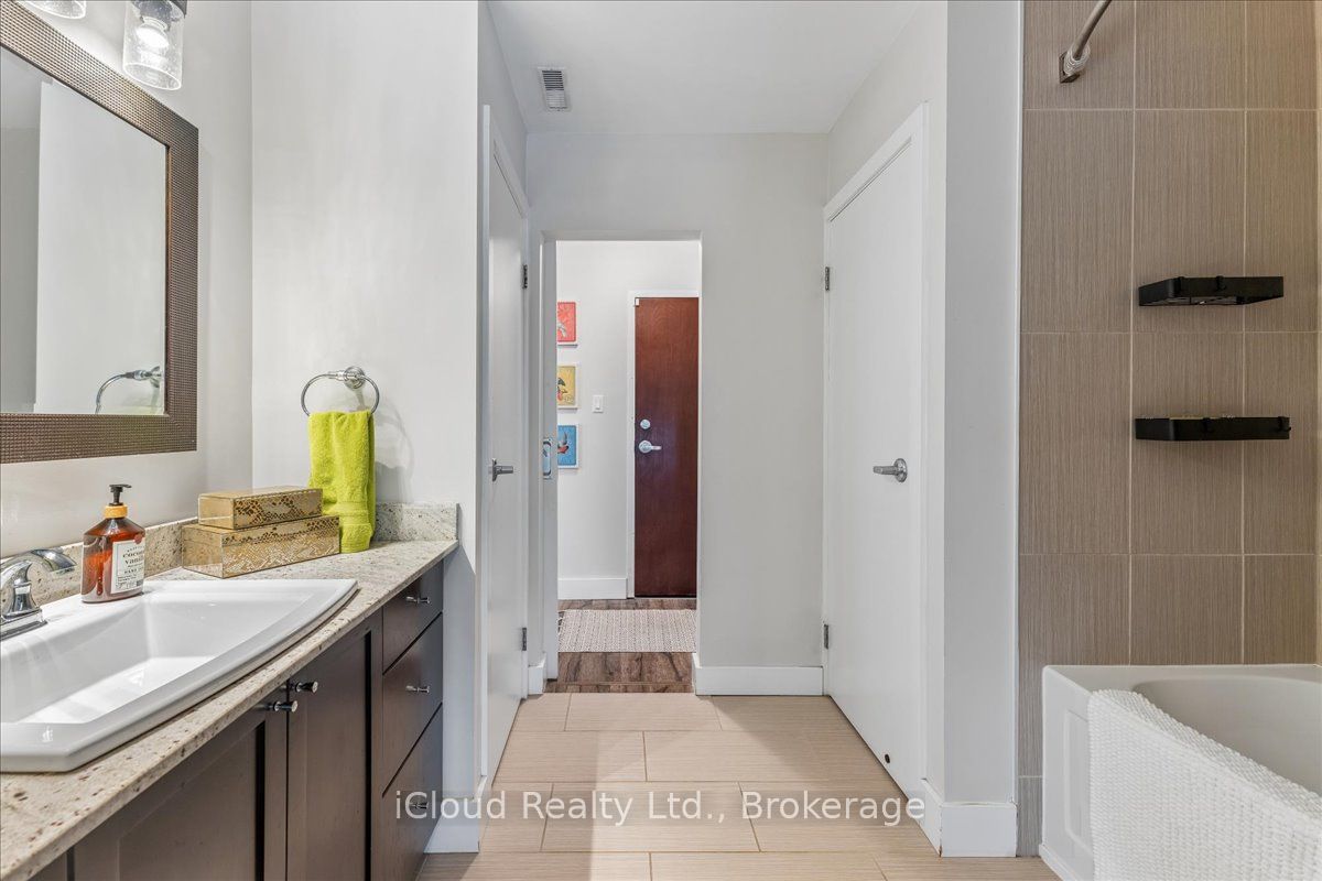 15 Devitt Avenue S 104 Property Photo 17