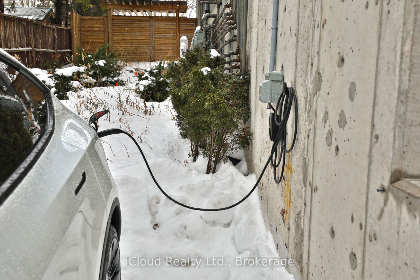 15 Devitt Avenue S 104 Property Photo 23