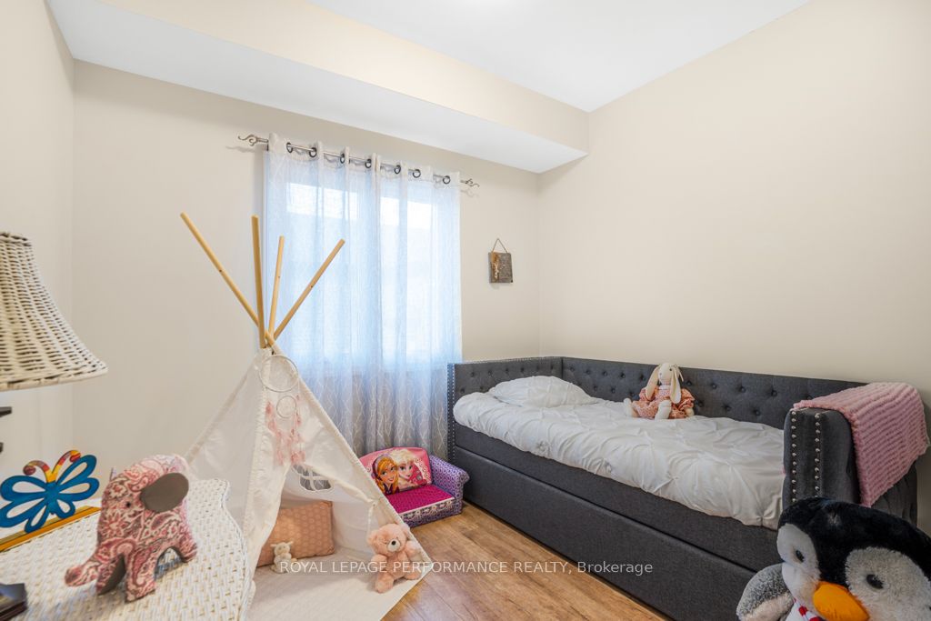 6 Maxime Court A Property Photo 12