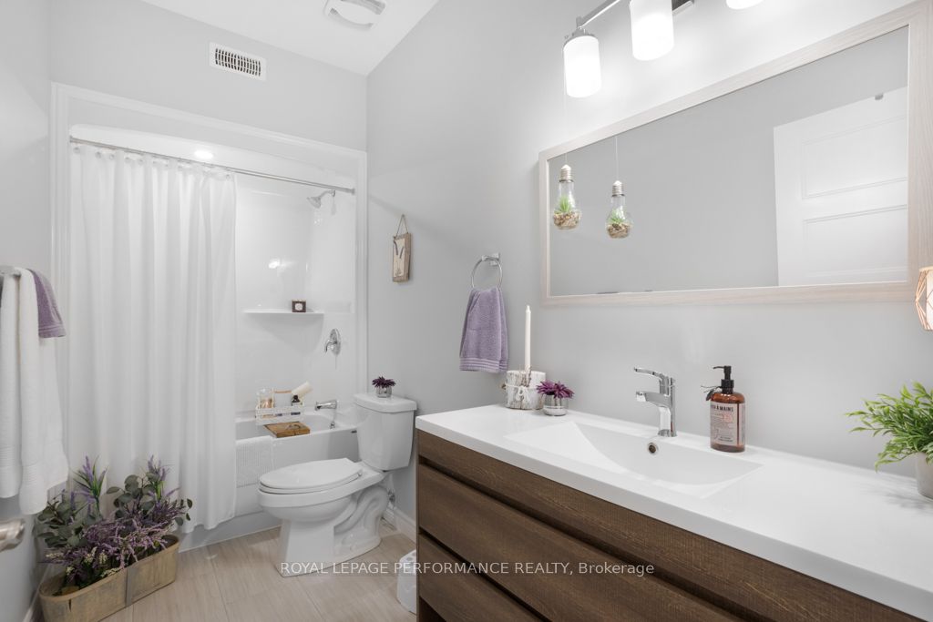 6 Maxime Court A Property Photo 14