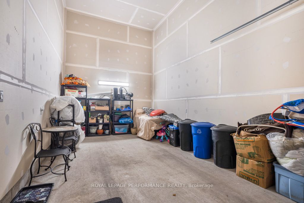 6 Maxime Court A Property Photo 15