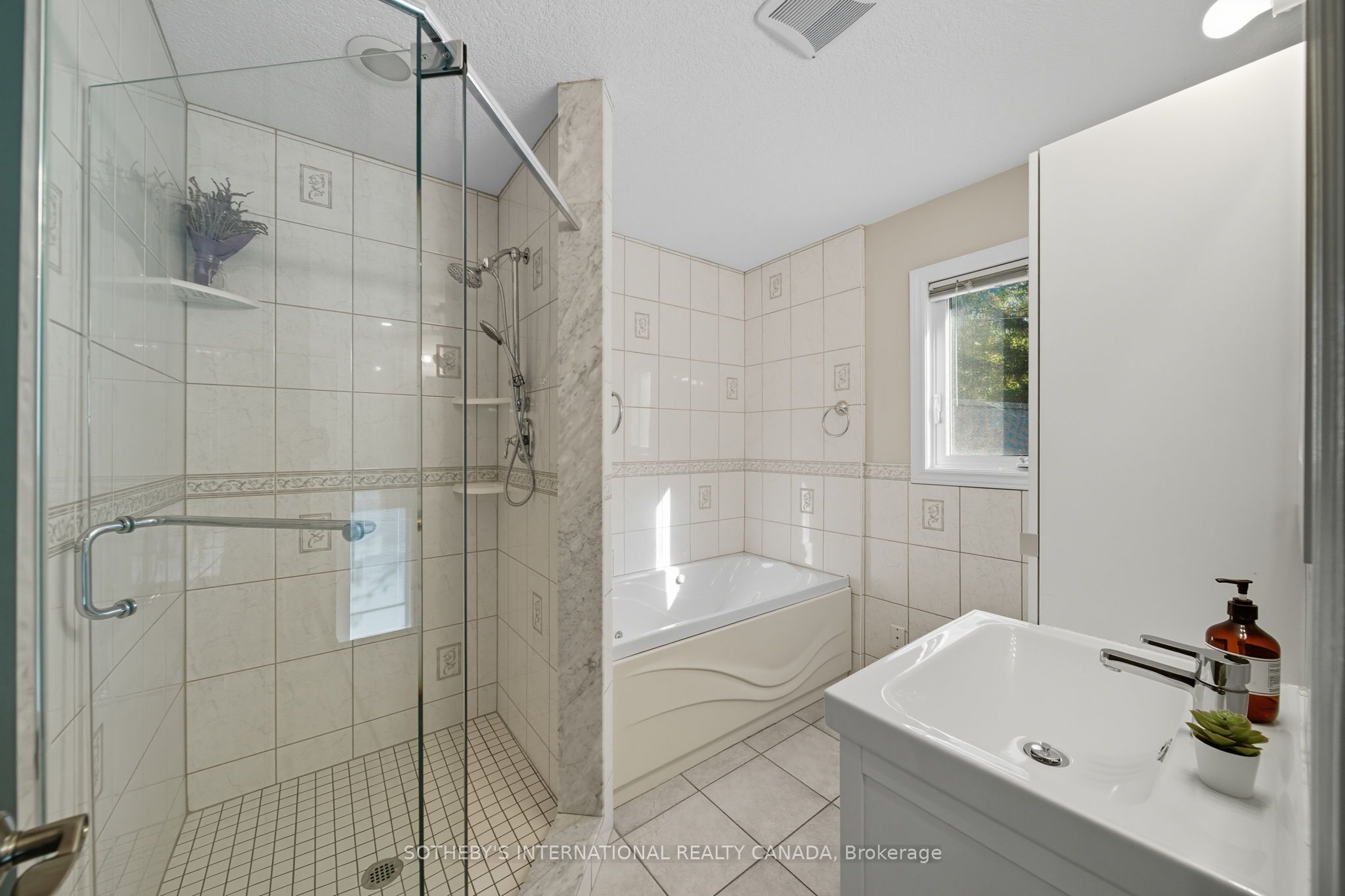 13 Sunset Drive Property Photo 20
