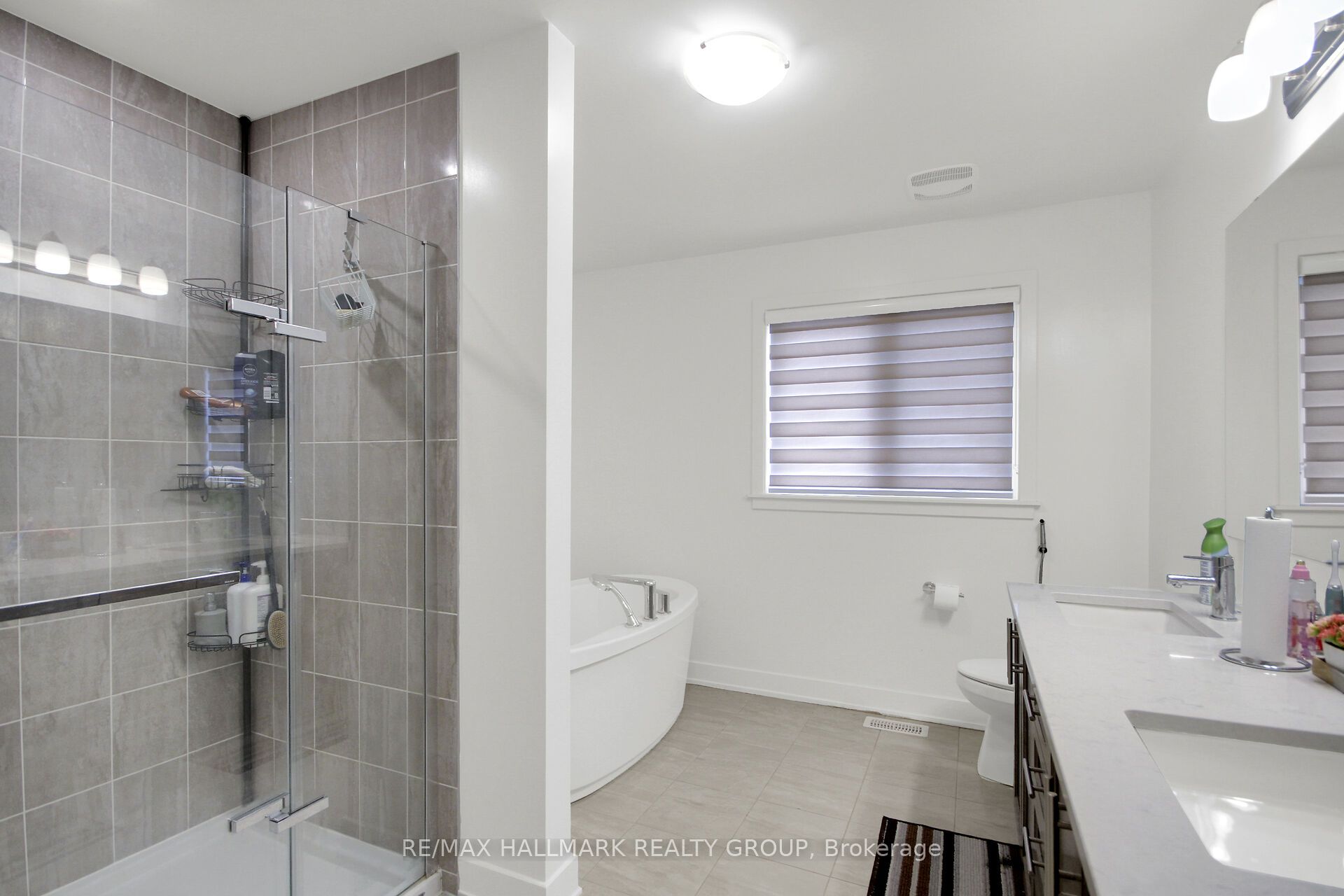 568 Bobolink Ridge Property Photo 25
