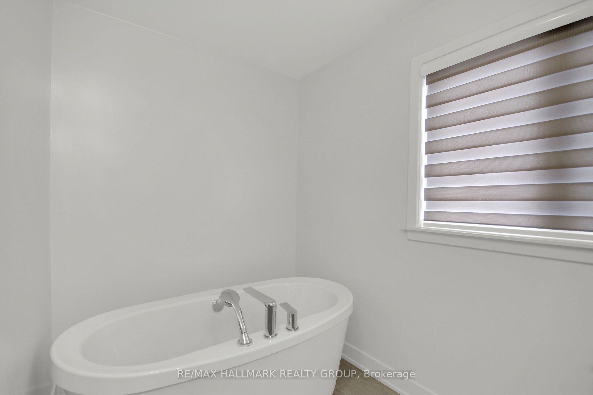 568 Bobolink Ridge Property Photo 27