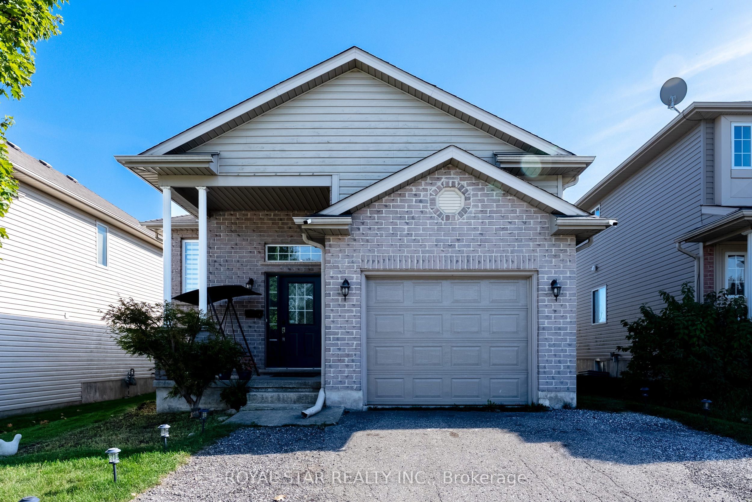 3 Kerr Crescent Property Photo 5