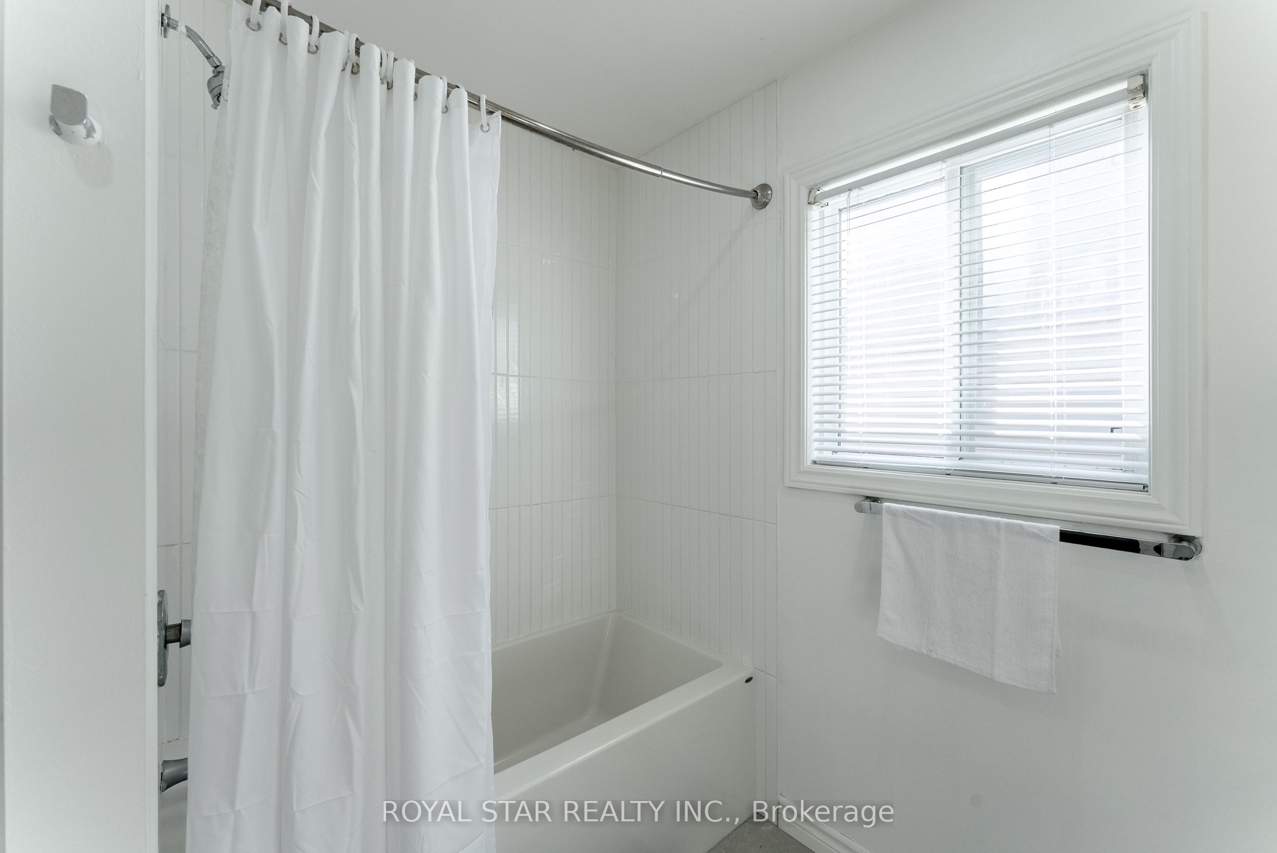 3 Kerr Crescent Property Photo 29