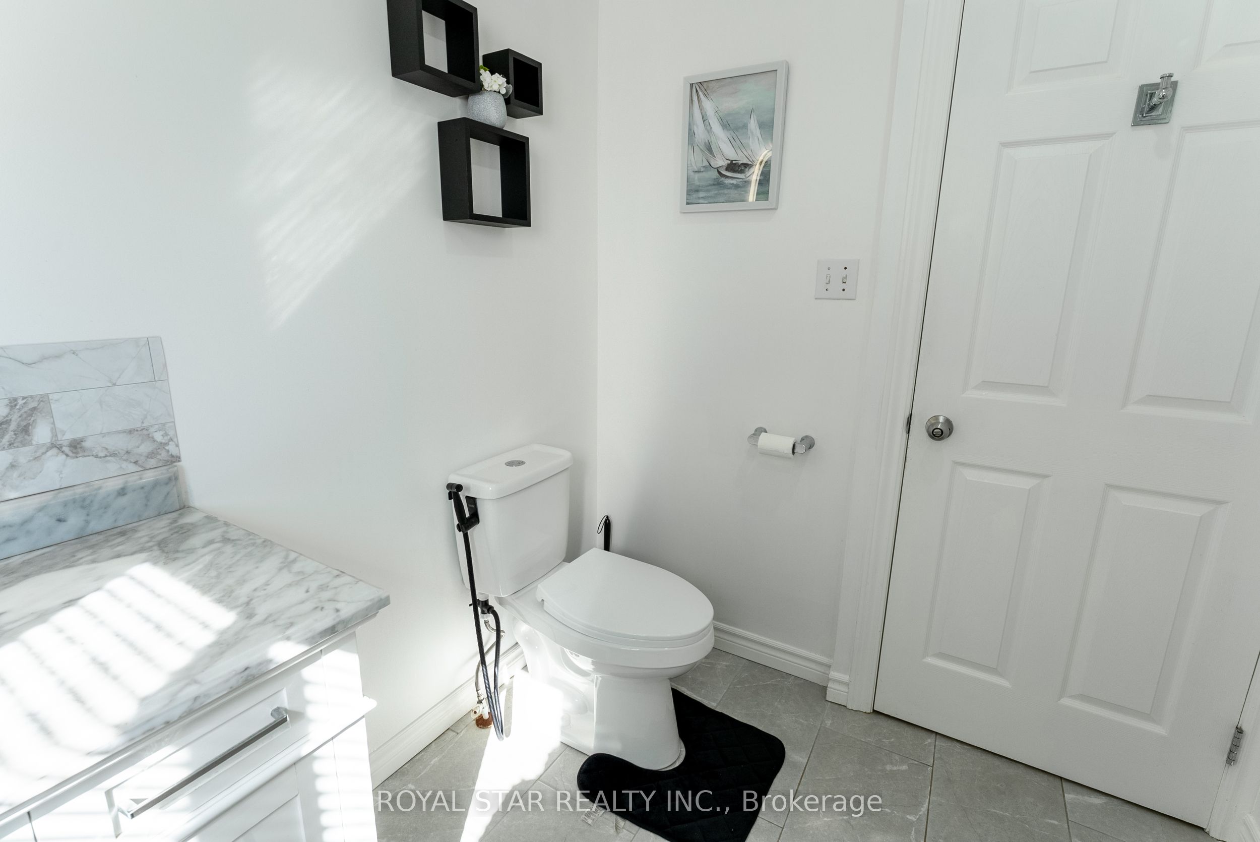 3 Kerr Crescent Property Photo 31