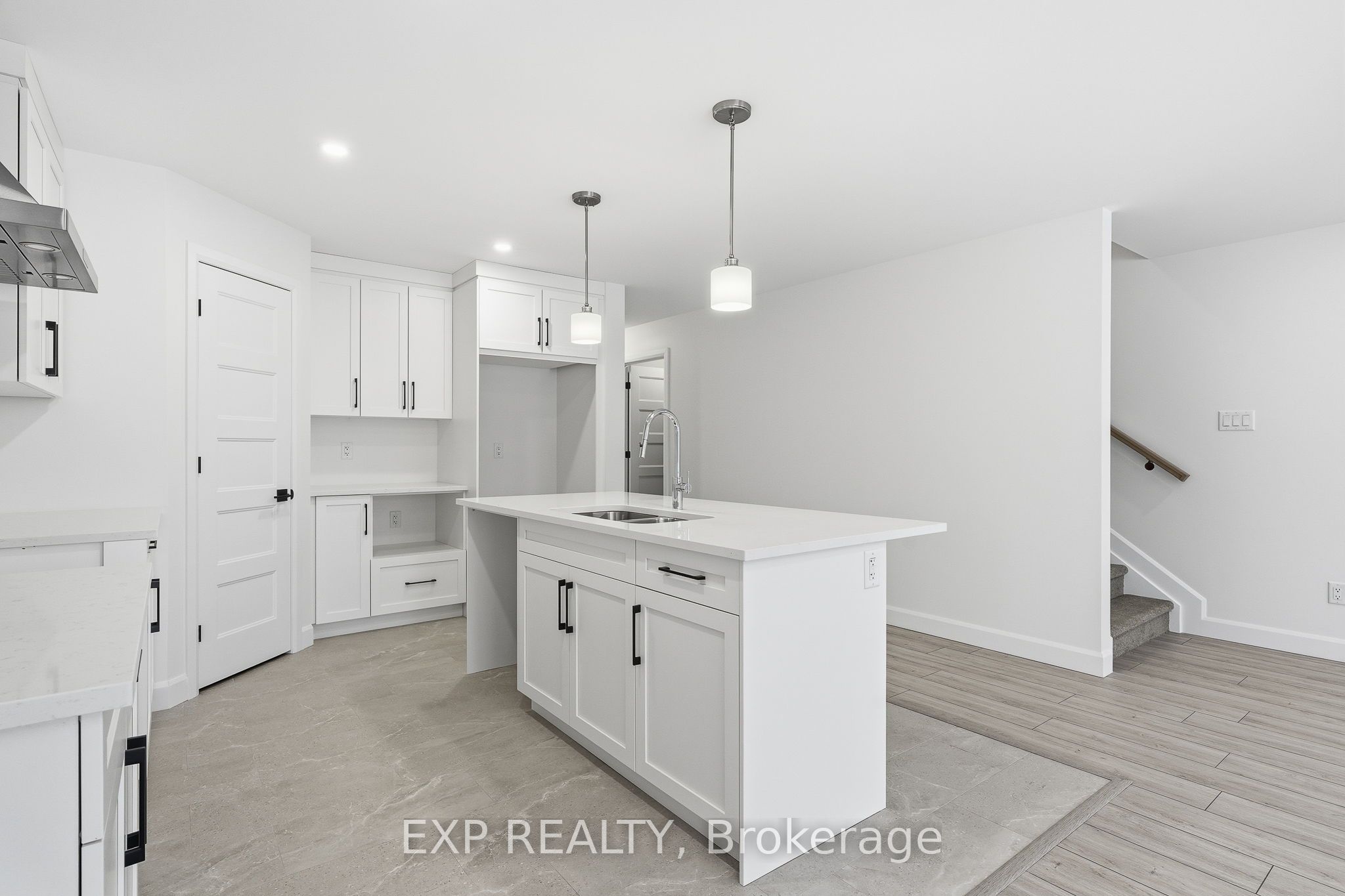 144 Elizabeth Street Property Photo 6