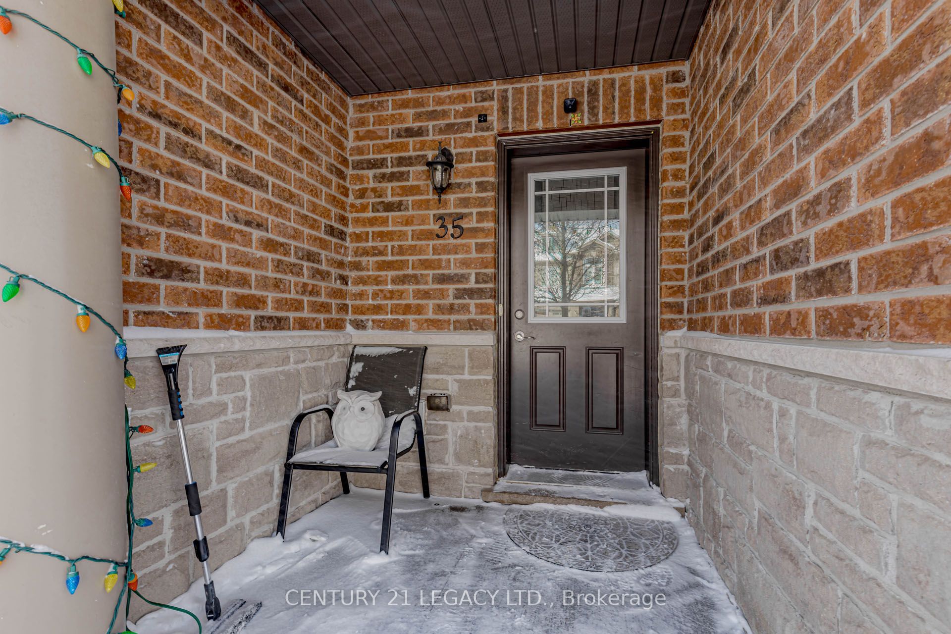 35 Oldfield Drive Property Photo 3