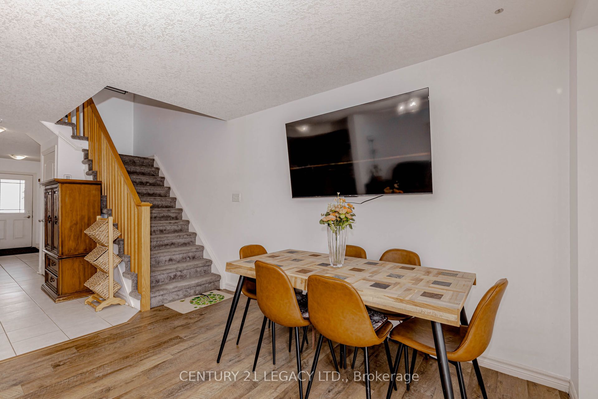 35 Oldfield Drive Property Photo 12