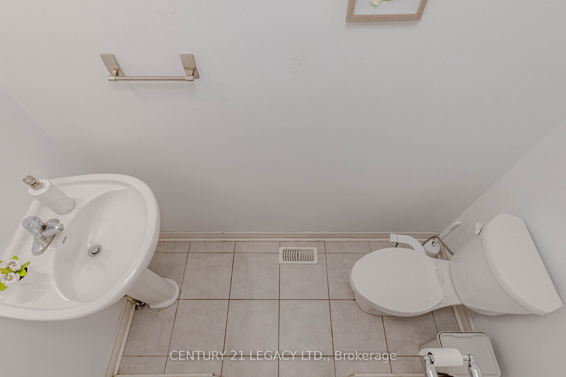 35 Oldfield Drive Property Photo 14