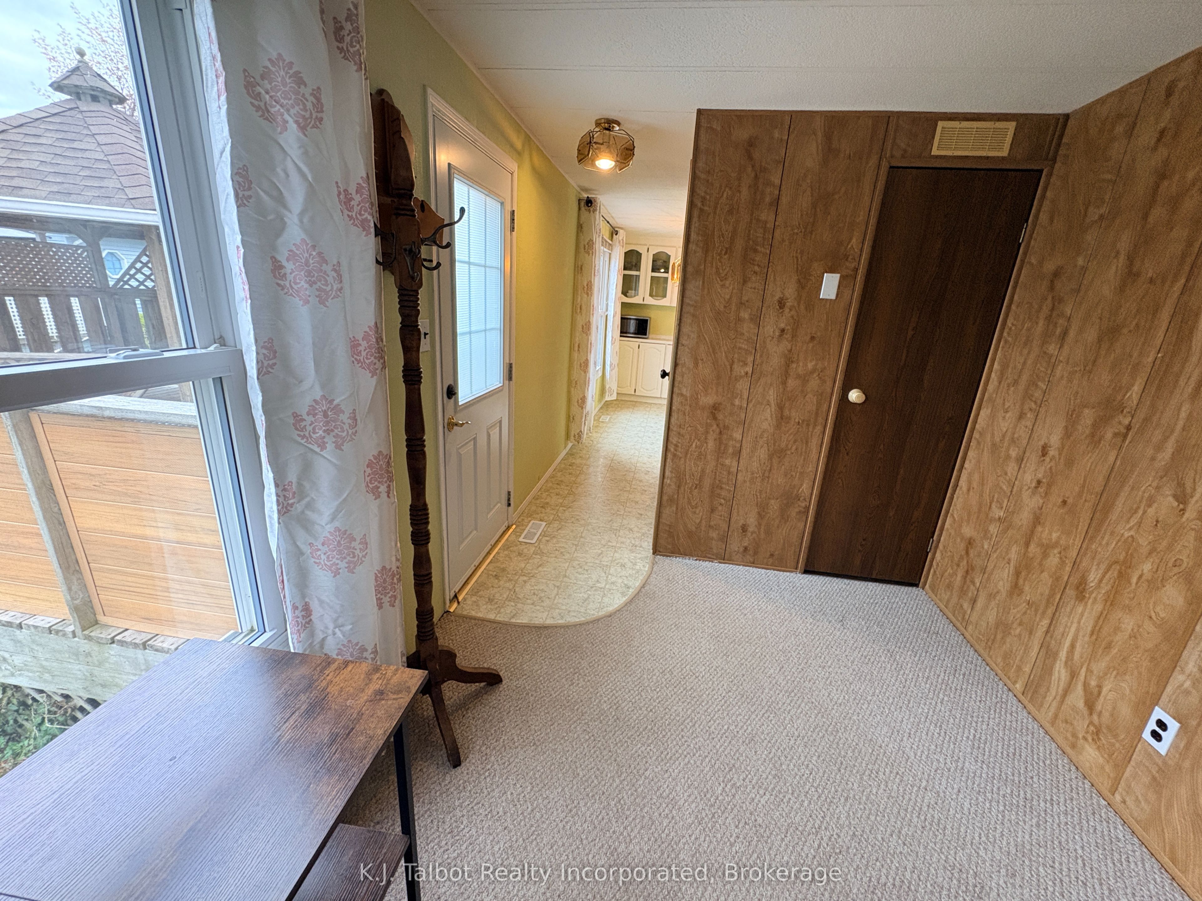 4 Poplar Lane Property Photo 4