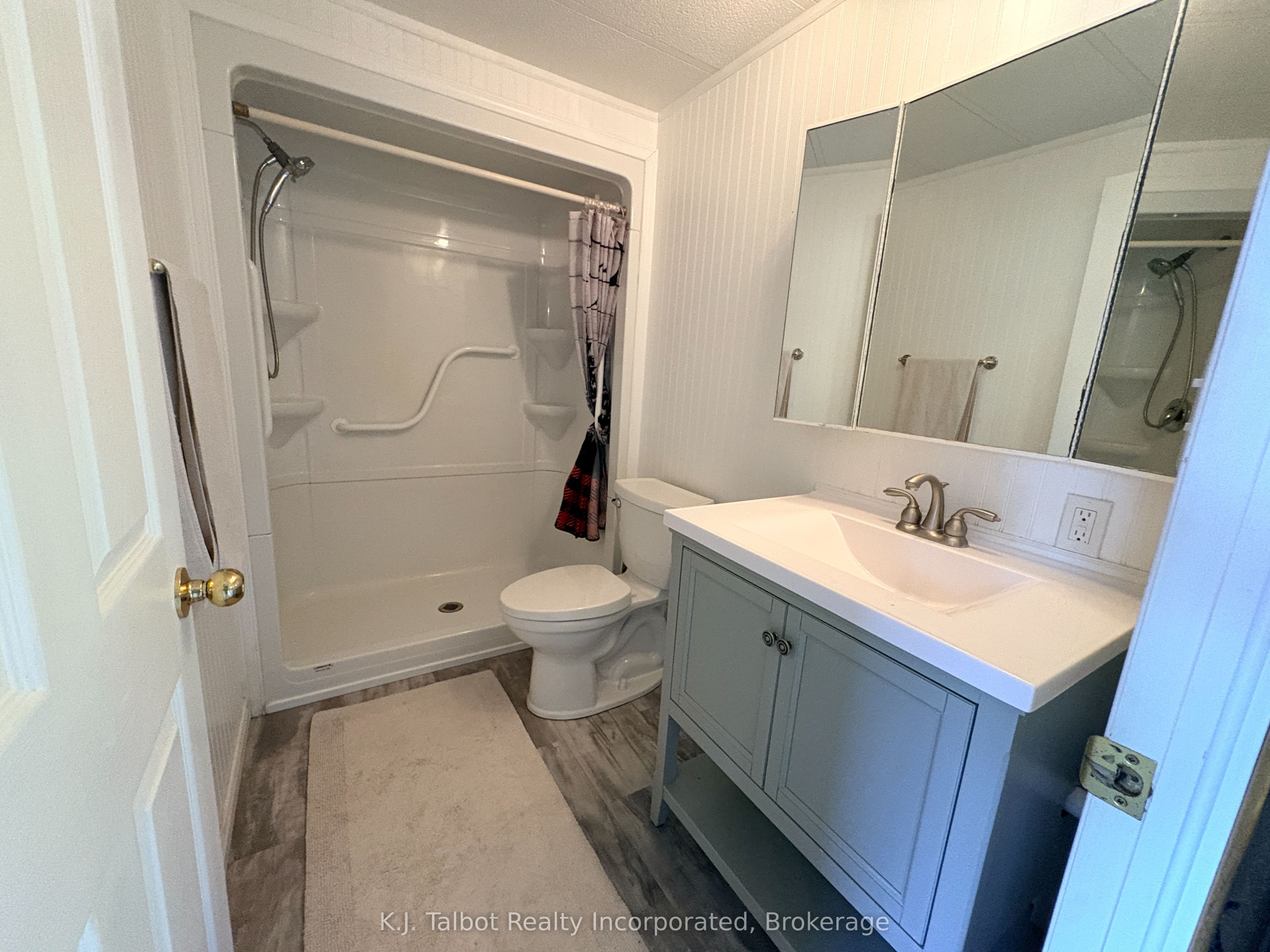 4 Poplar Lane Property Photo 6