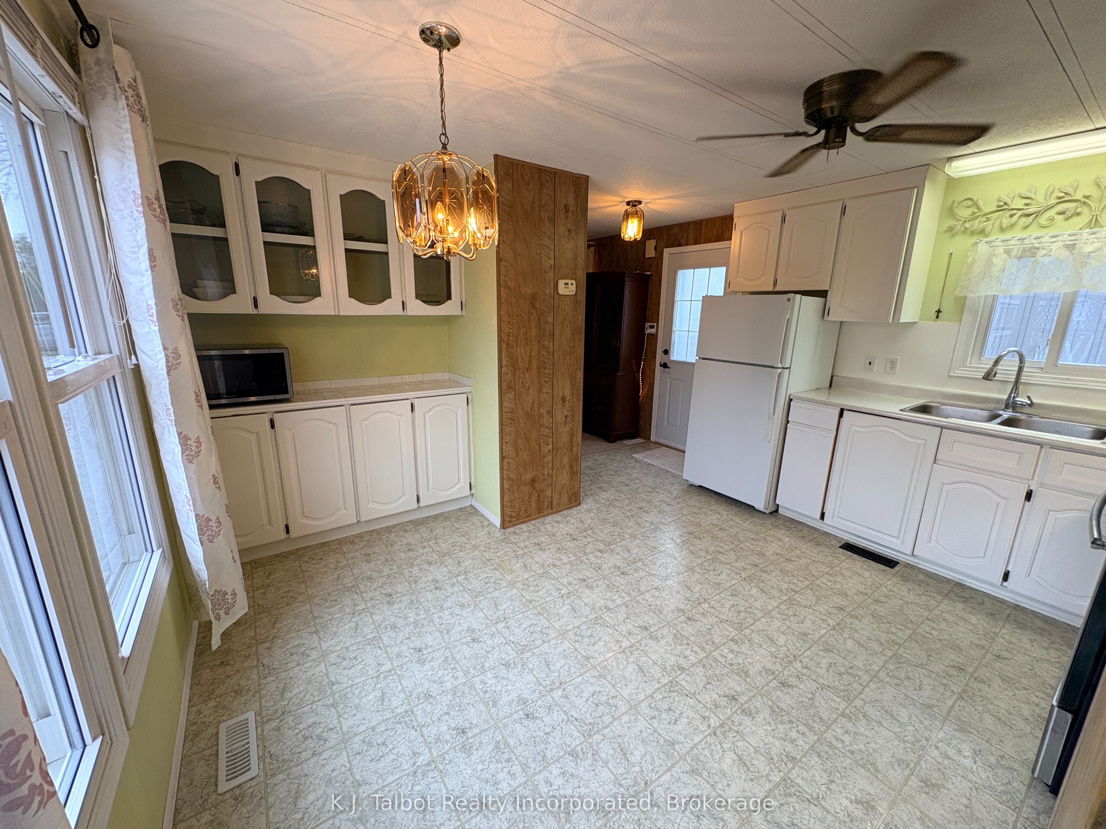 4 Poplar Lane Property Photo 10