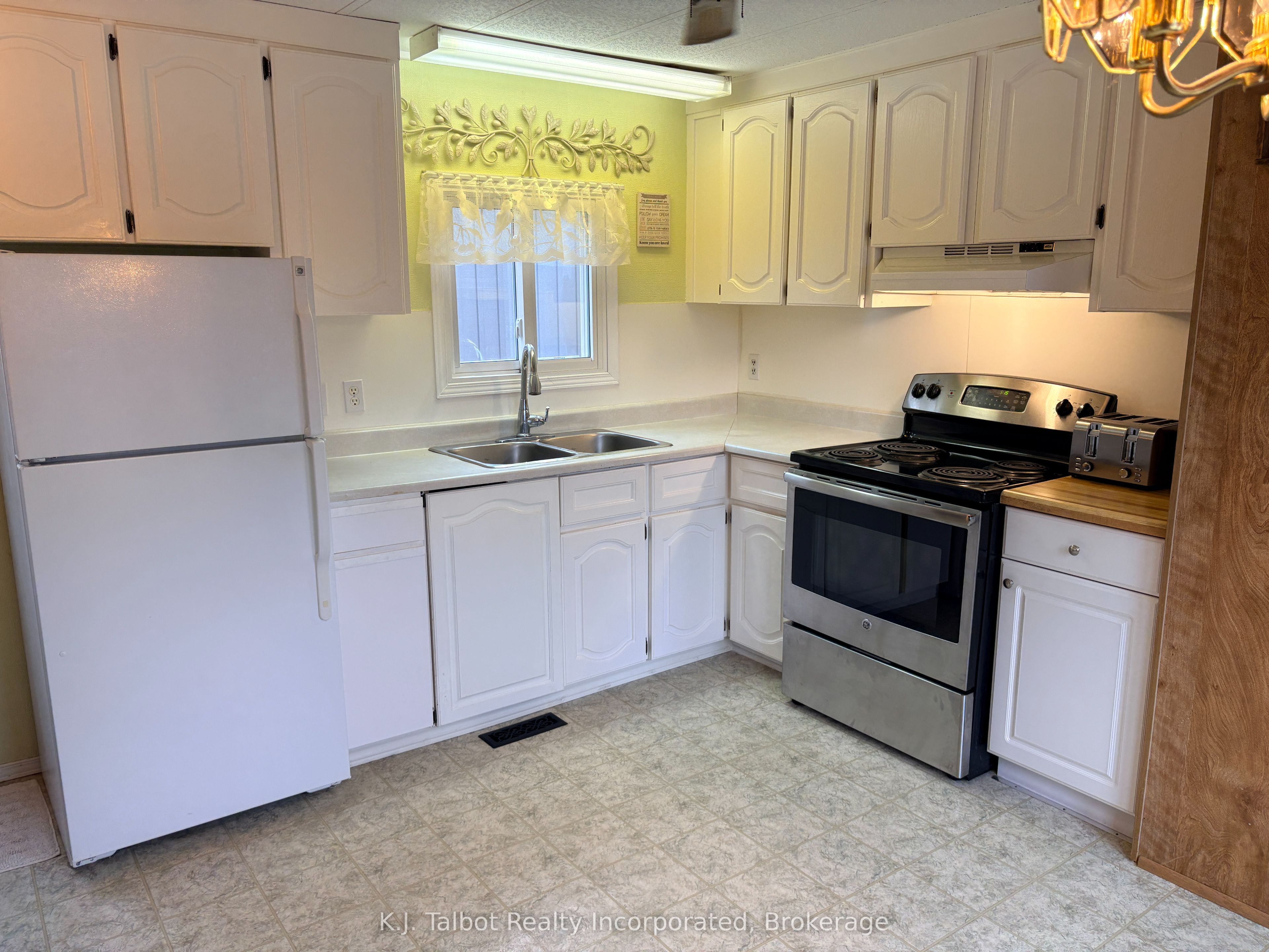 4 Poplar Lane Property Photo 12