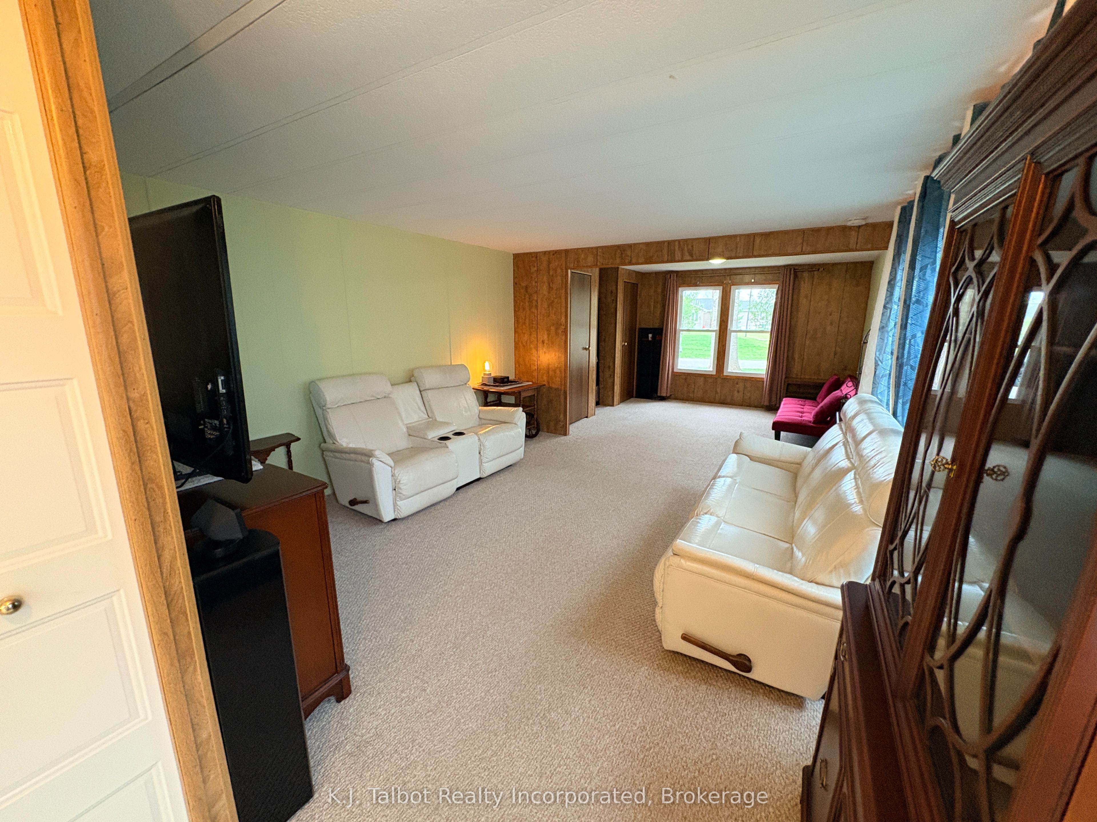 4 Poplar Lane Property Photo 14