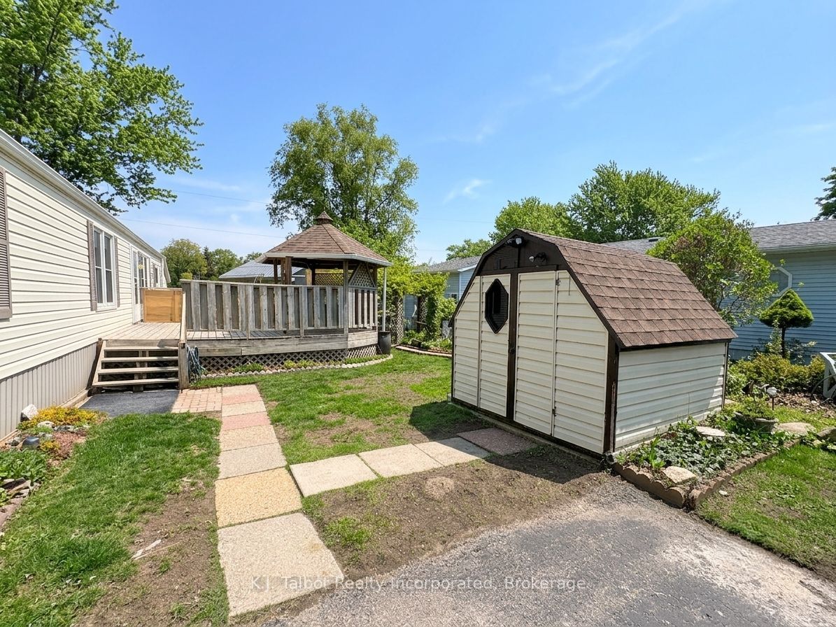 4 Poplar Lane Property Photo 18