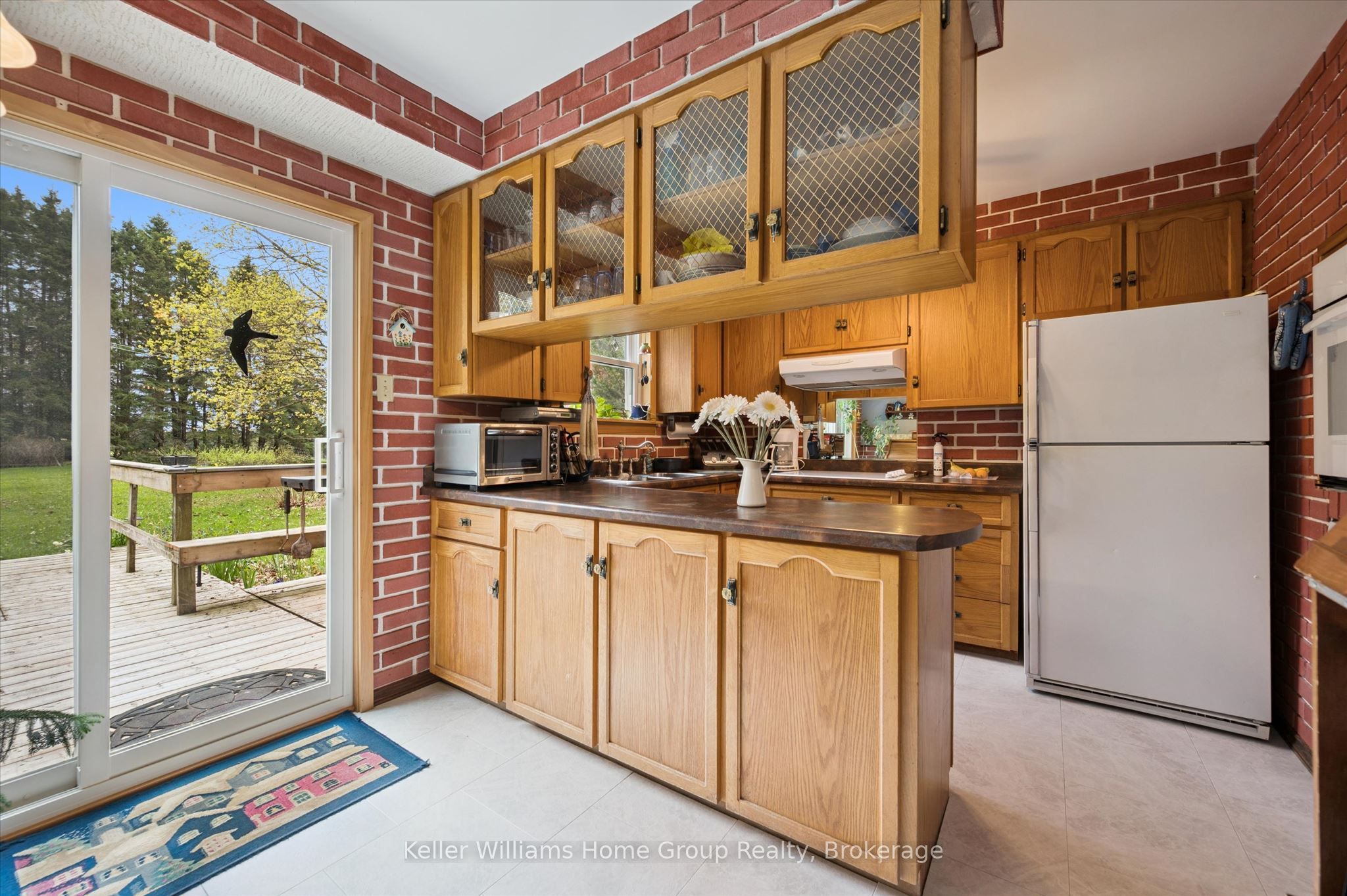 8427 Line 6 Property Photo 11