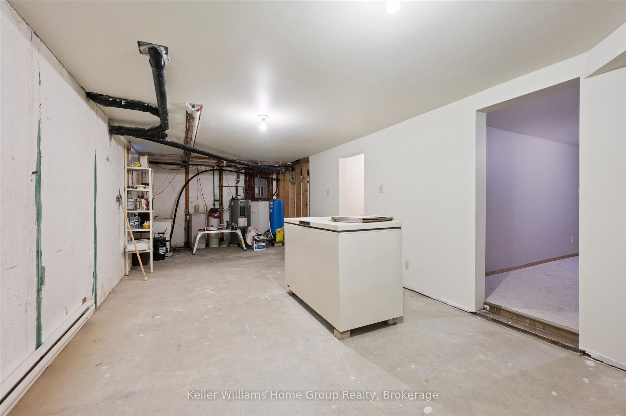 8427 Line 6 Property Photo 33