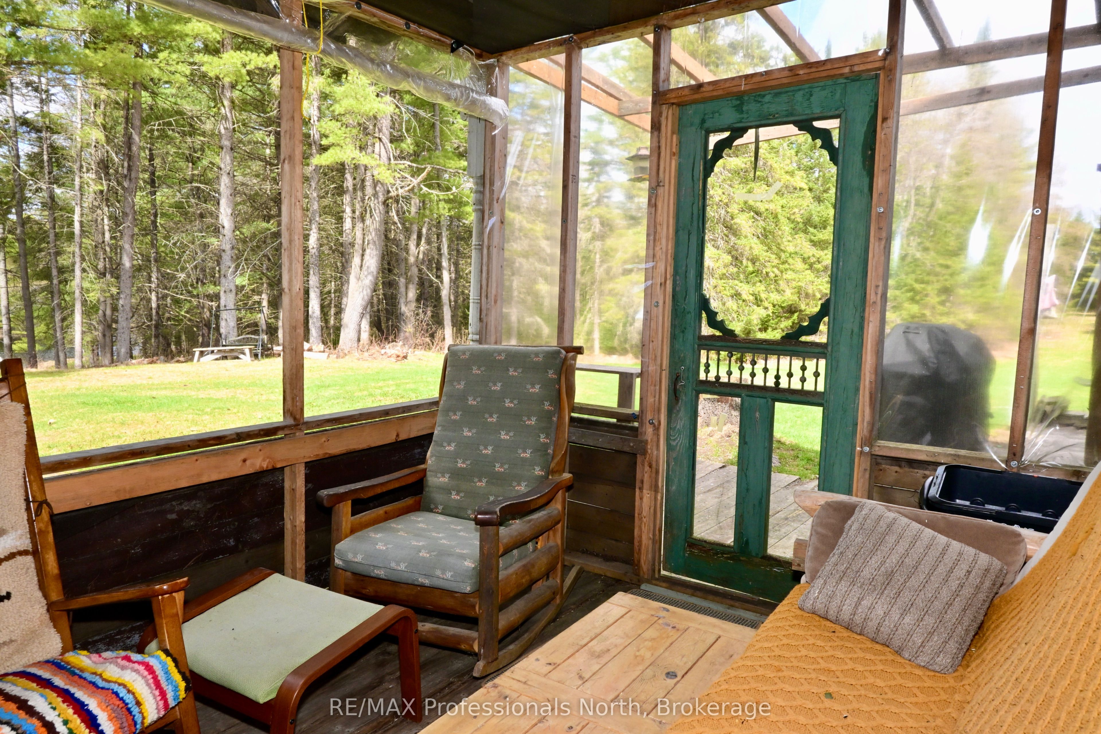 862 Lynx Lake Rd Road Property Photo 10