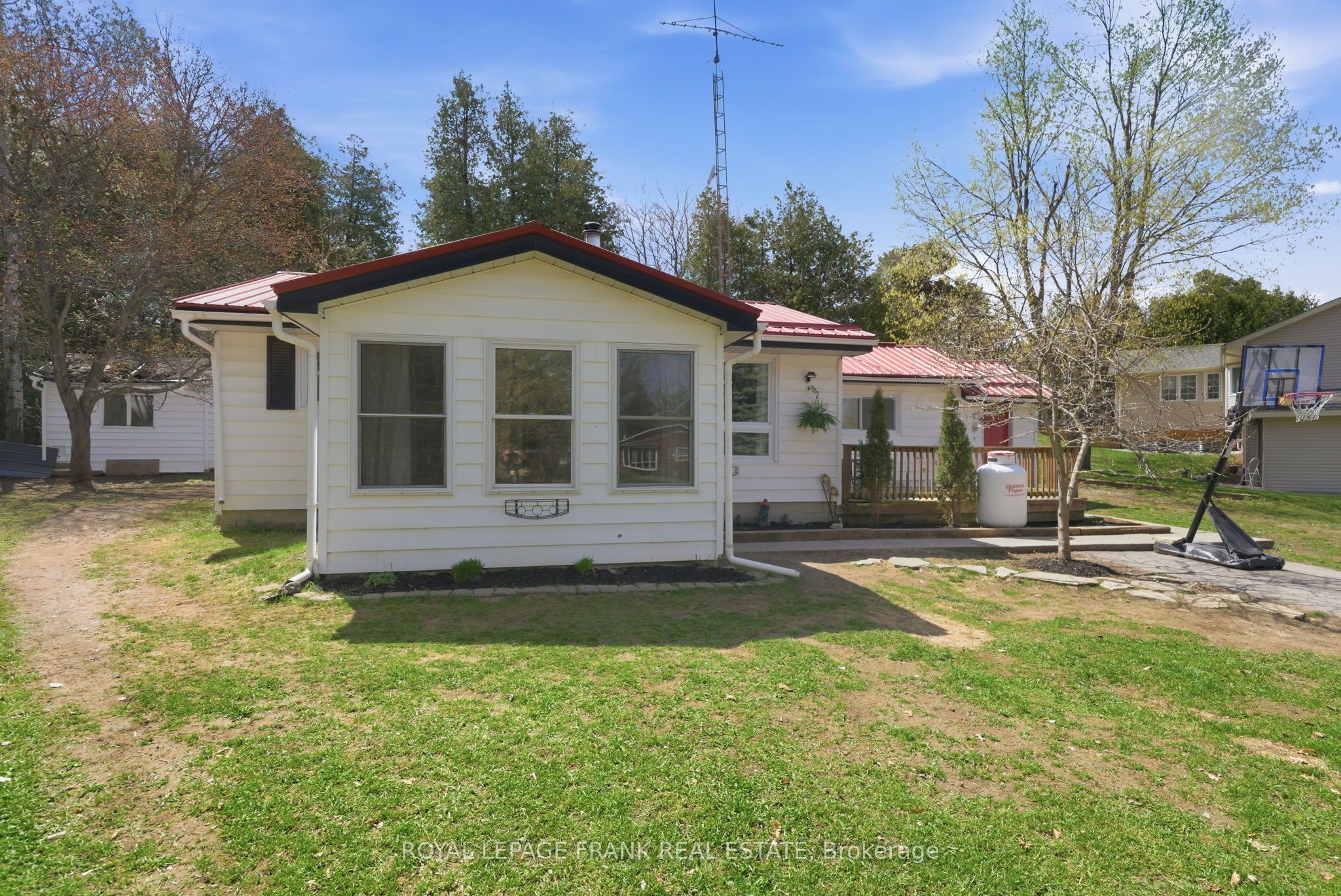 28 South Bayou Road Property Photo 8