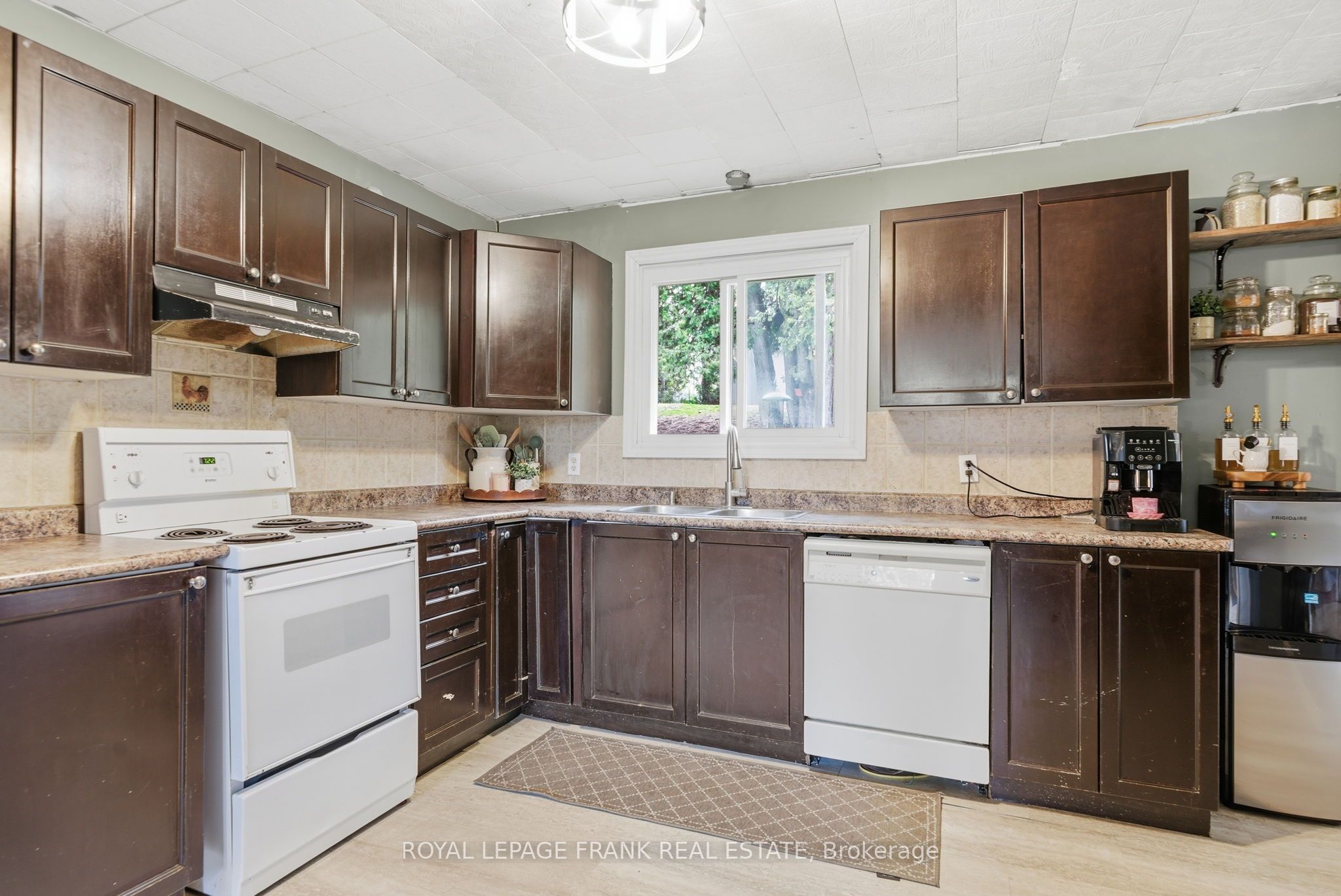 28 South Bayou Road Property Photo 19