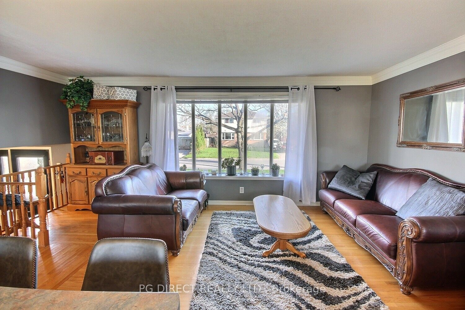 49 Janlyn Crescent Property Photo 3
