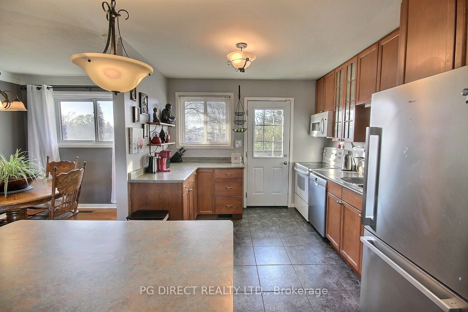 49 Janlyn Crescent Property Photo 4