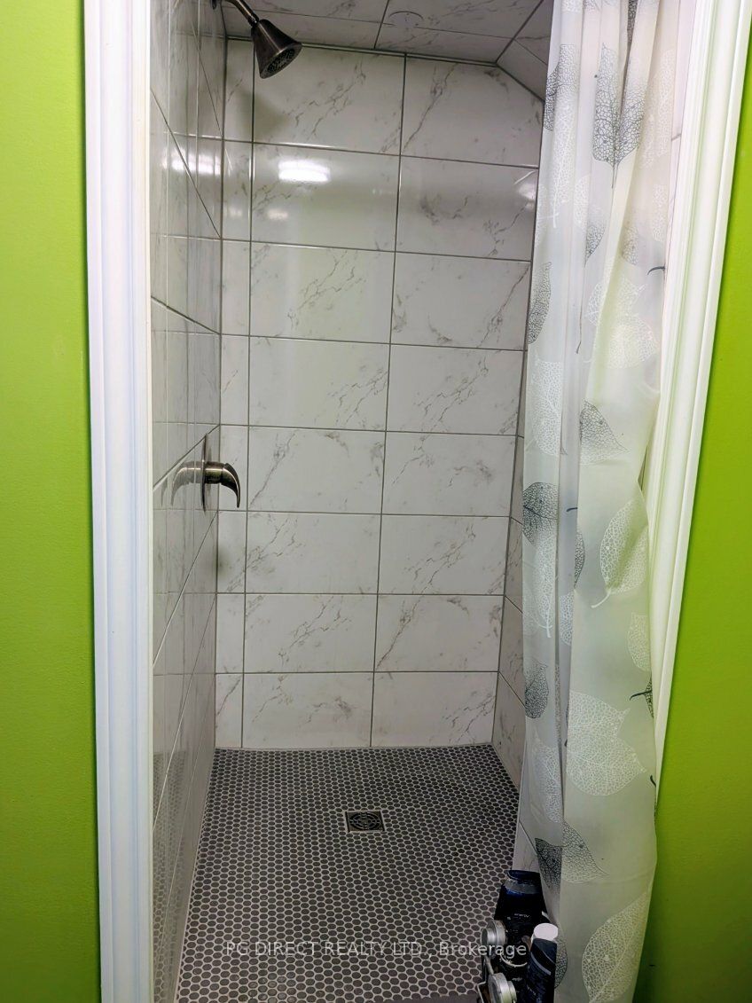 49 Janlyn Crescent Property Photo 17