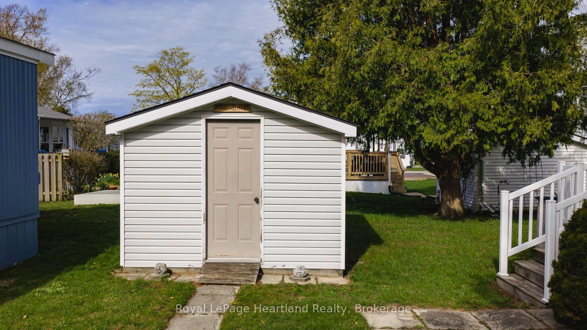 55 Cherokee Lane Property Photo 27