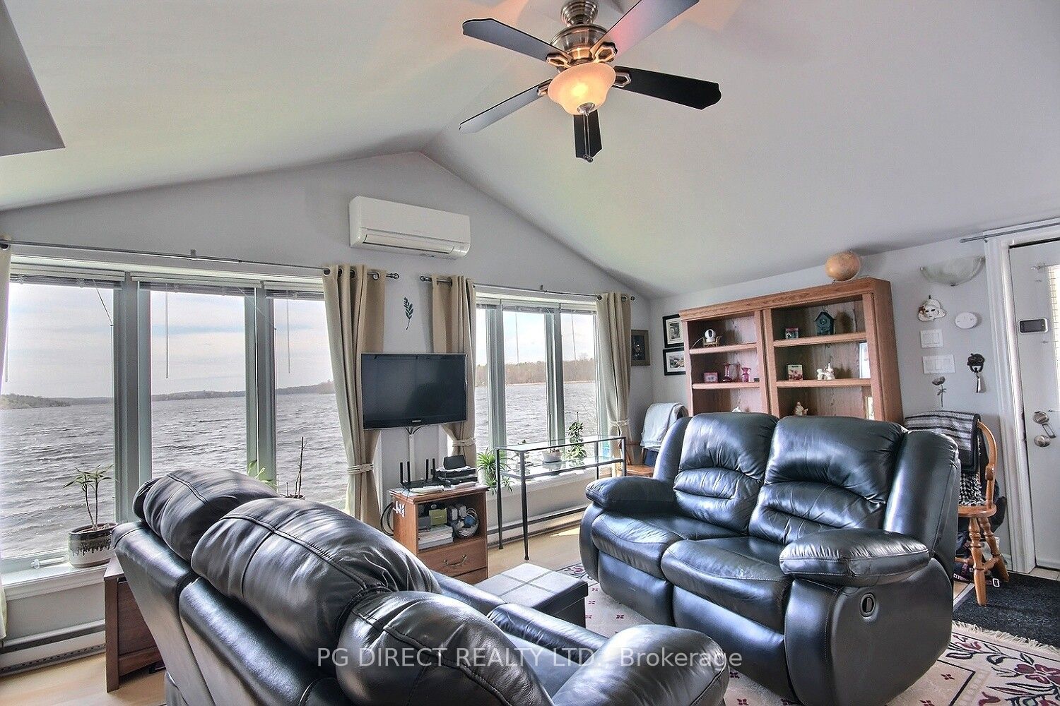 4 Bradley Bay Road Property Photo 5