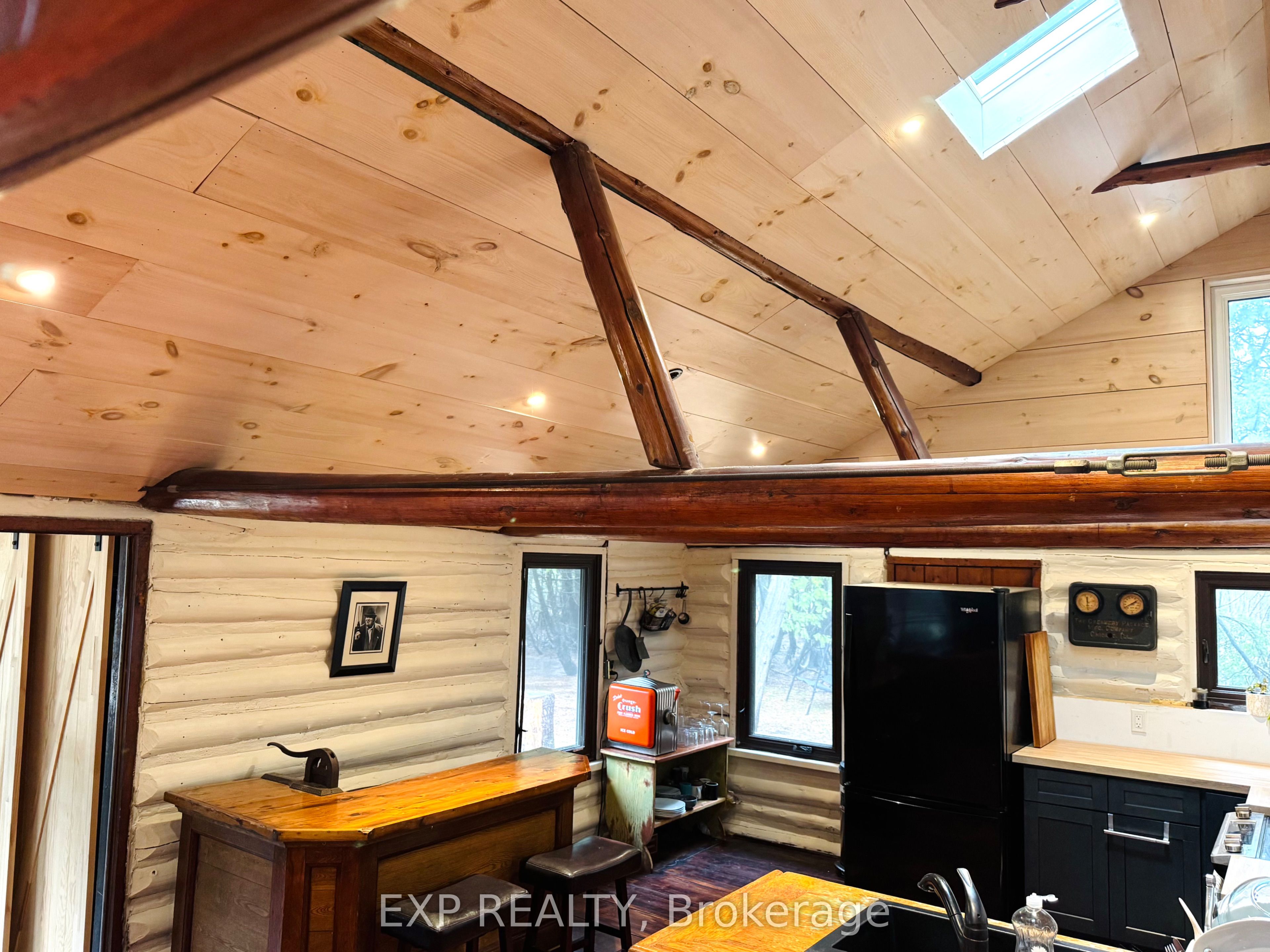 246 Sunset Drive Property Photo 10