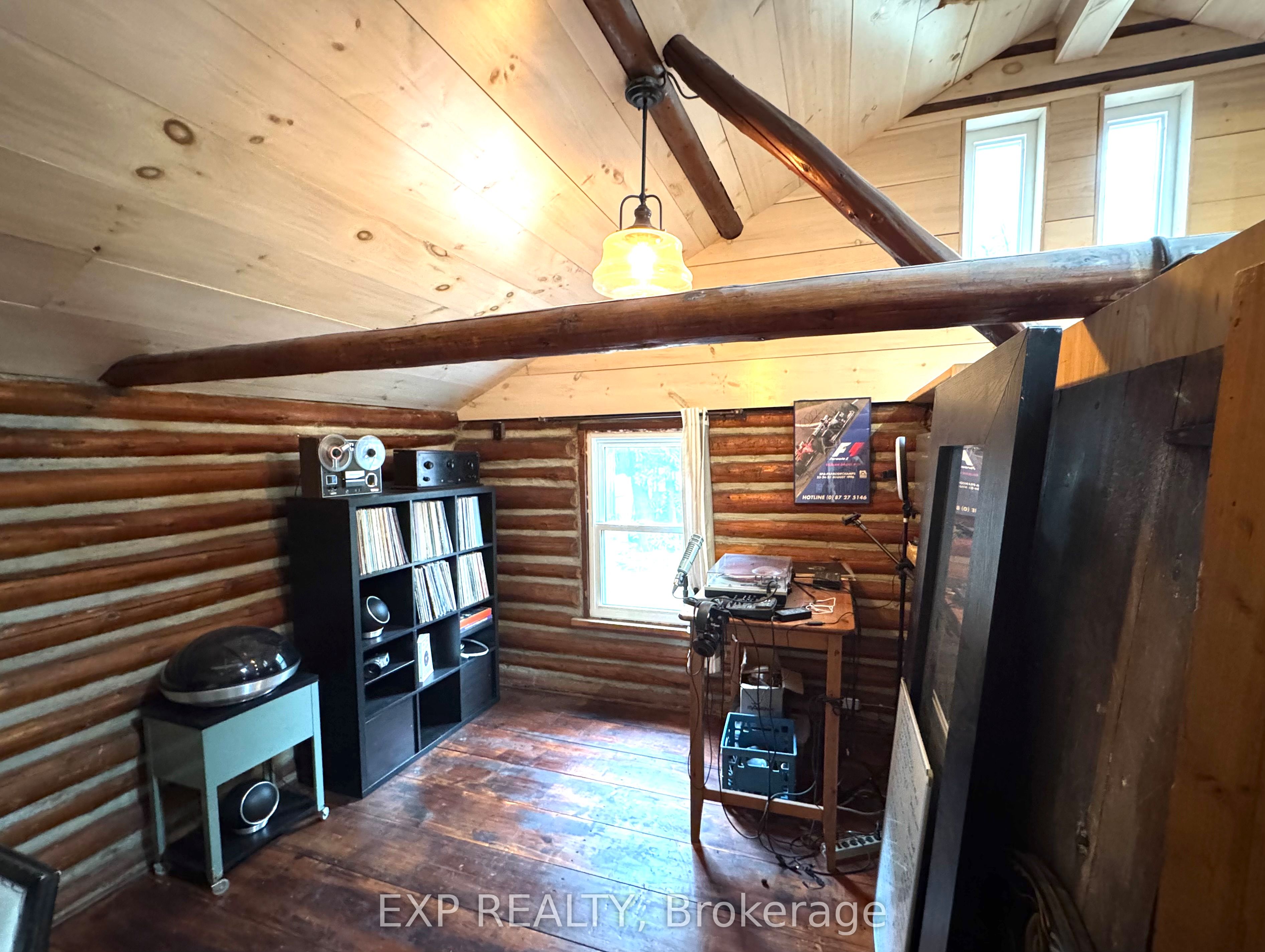 246 Sunset Drive Property Photo 11