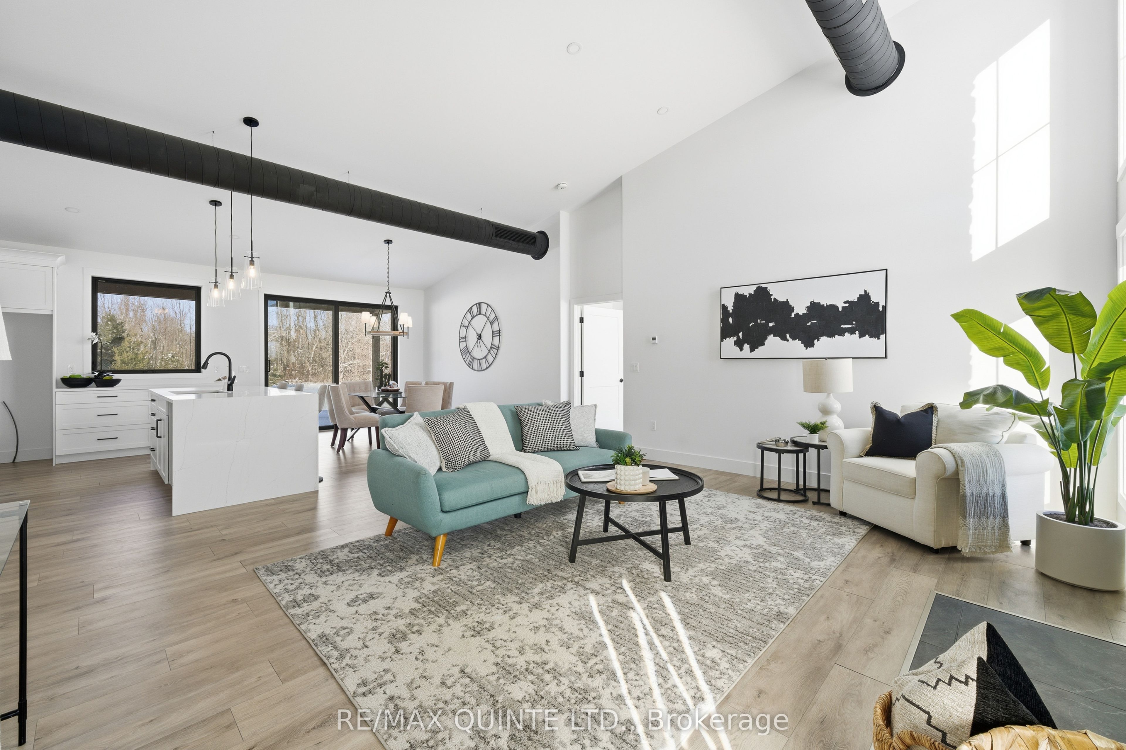 225 Mitchells Crossroad Property Photo 7